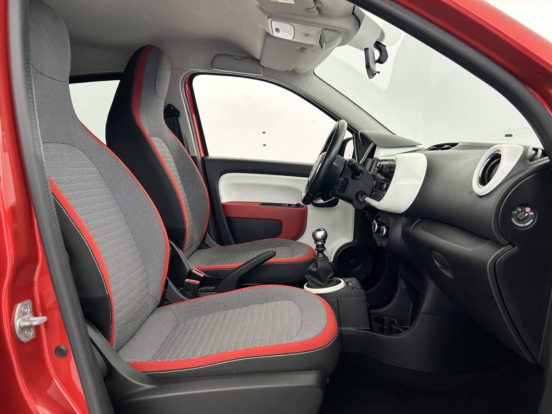 Vente en ligne Renault Twingo 3  0.9 TCe 90 Energy au prix de 8 690 €