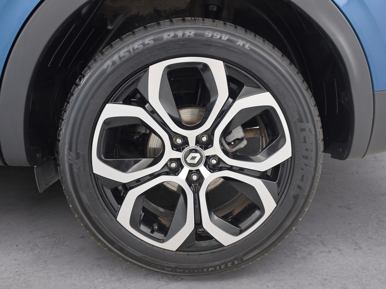 Vente en ligne Renault Arkana  E-Tech hybride 145 - 22 au prix de 20 990 €