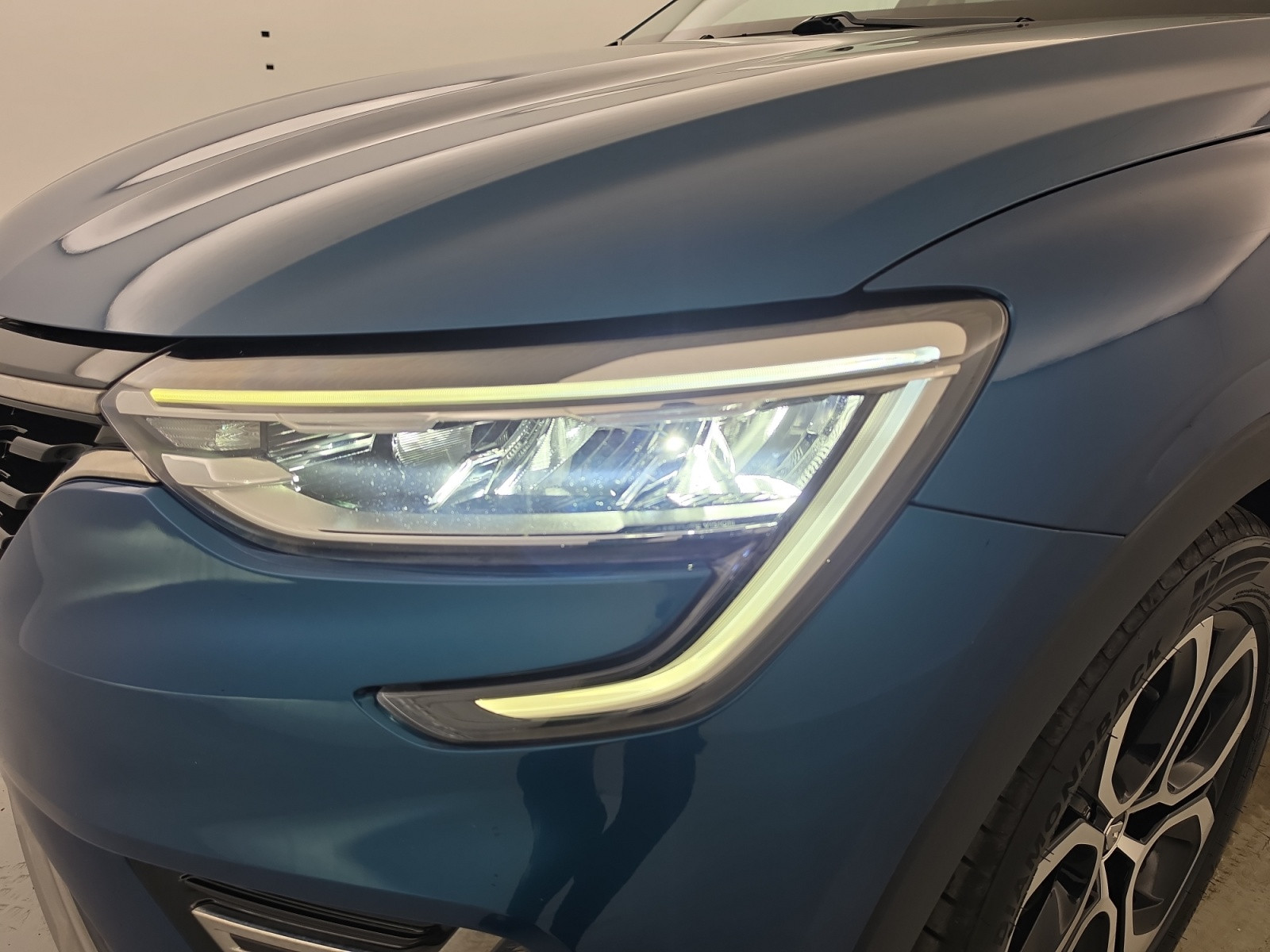 Vente en ligne Renault Arkana  E-Tech hybride 145 - 22 au prix de 20 990 €