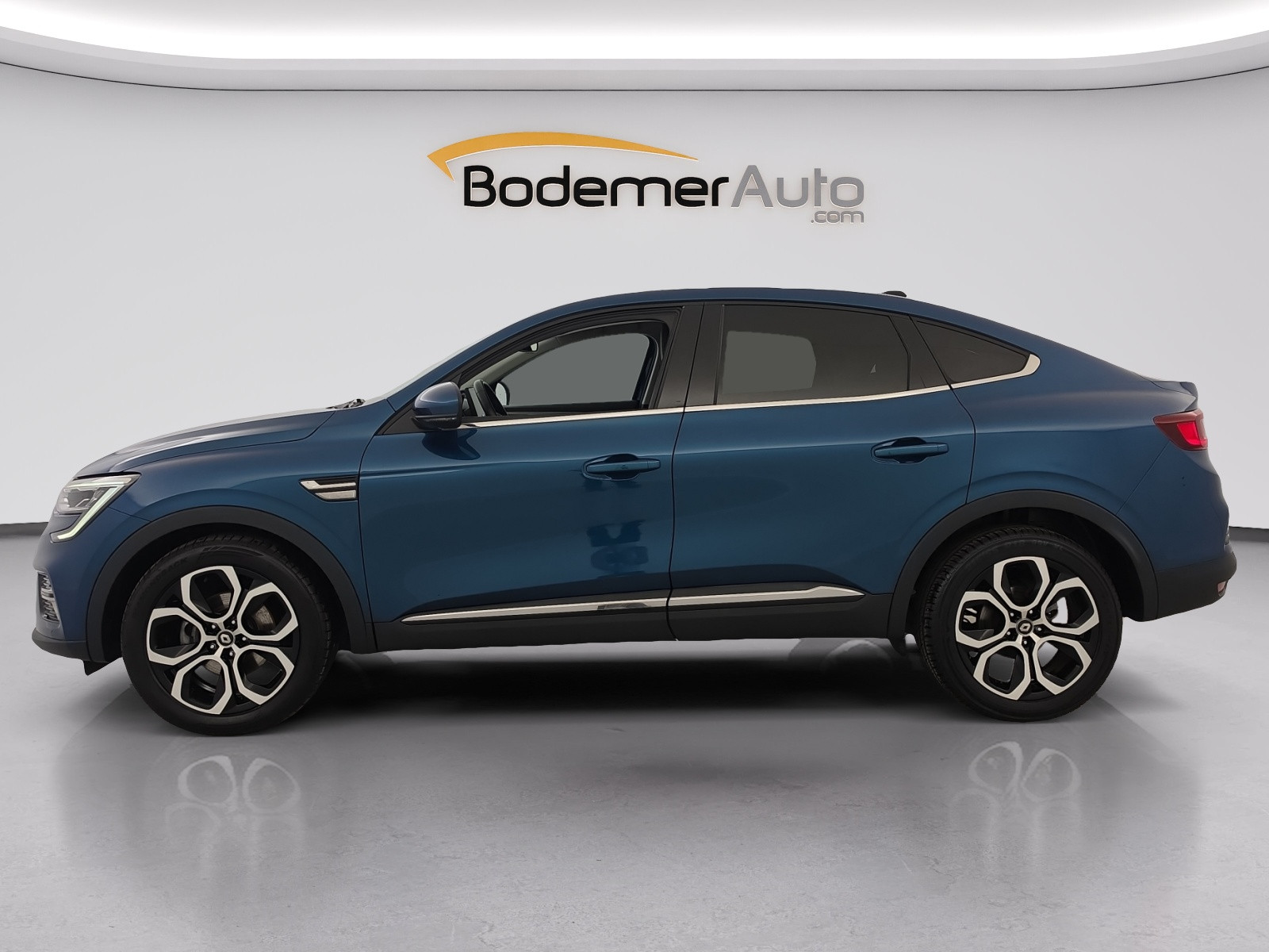 Vente en ligne Renault Arkana  E-Tech hybride 145 - 22 au prix de 20 990 €