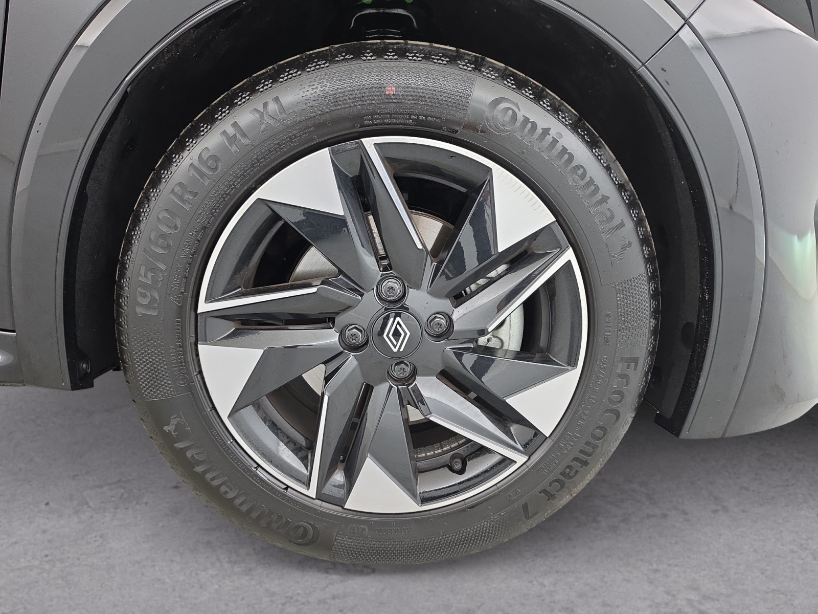 Vente en ligne Renault Clio 6 Clio TCe 115 ch au prix de 22 990 €