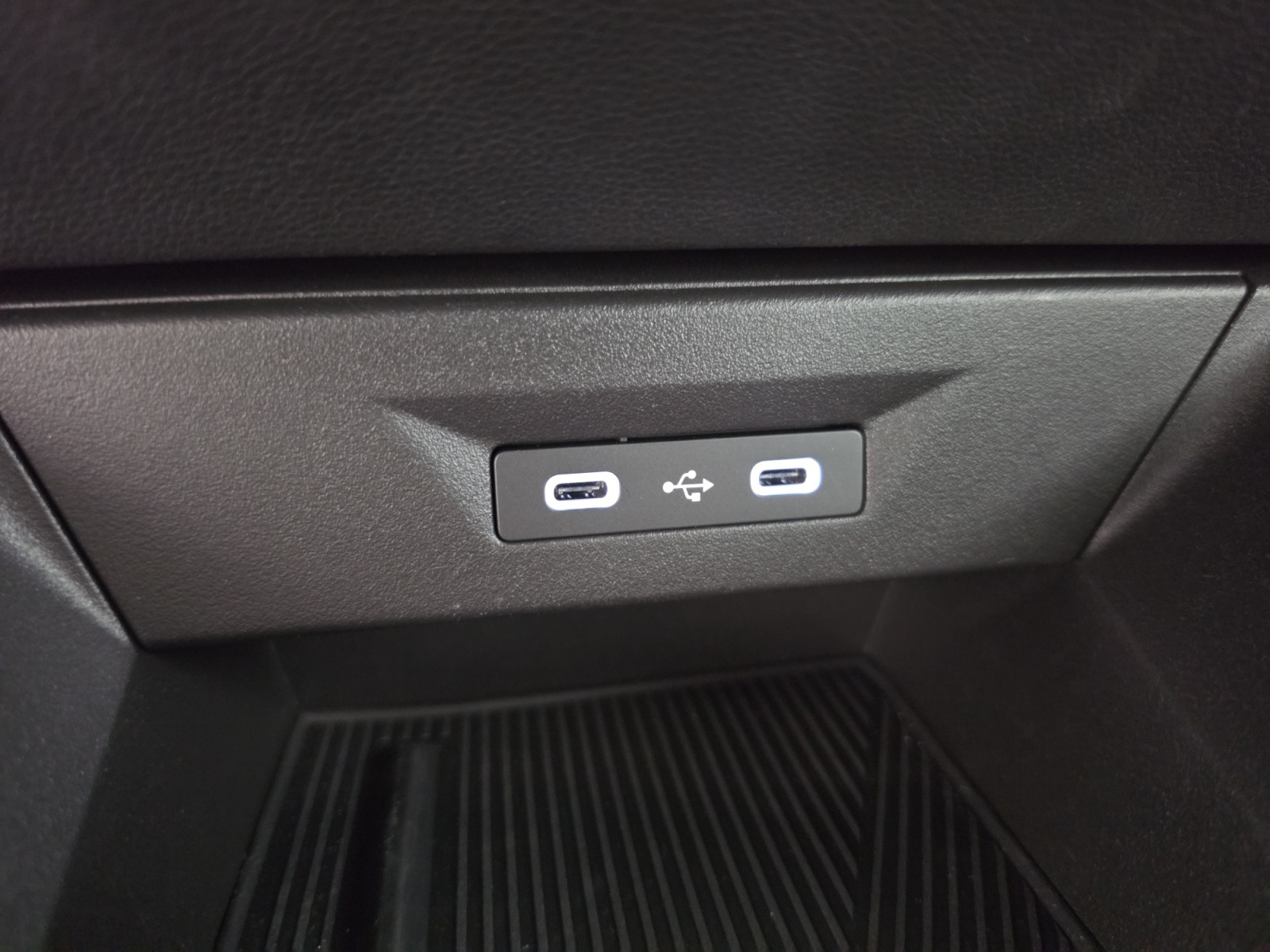Vente en ligne Renault Clio 6 Clio TCe 115 ch au prix de 22 990 €