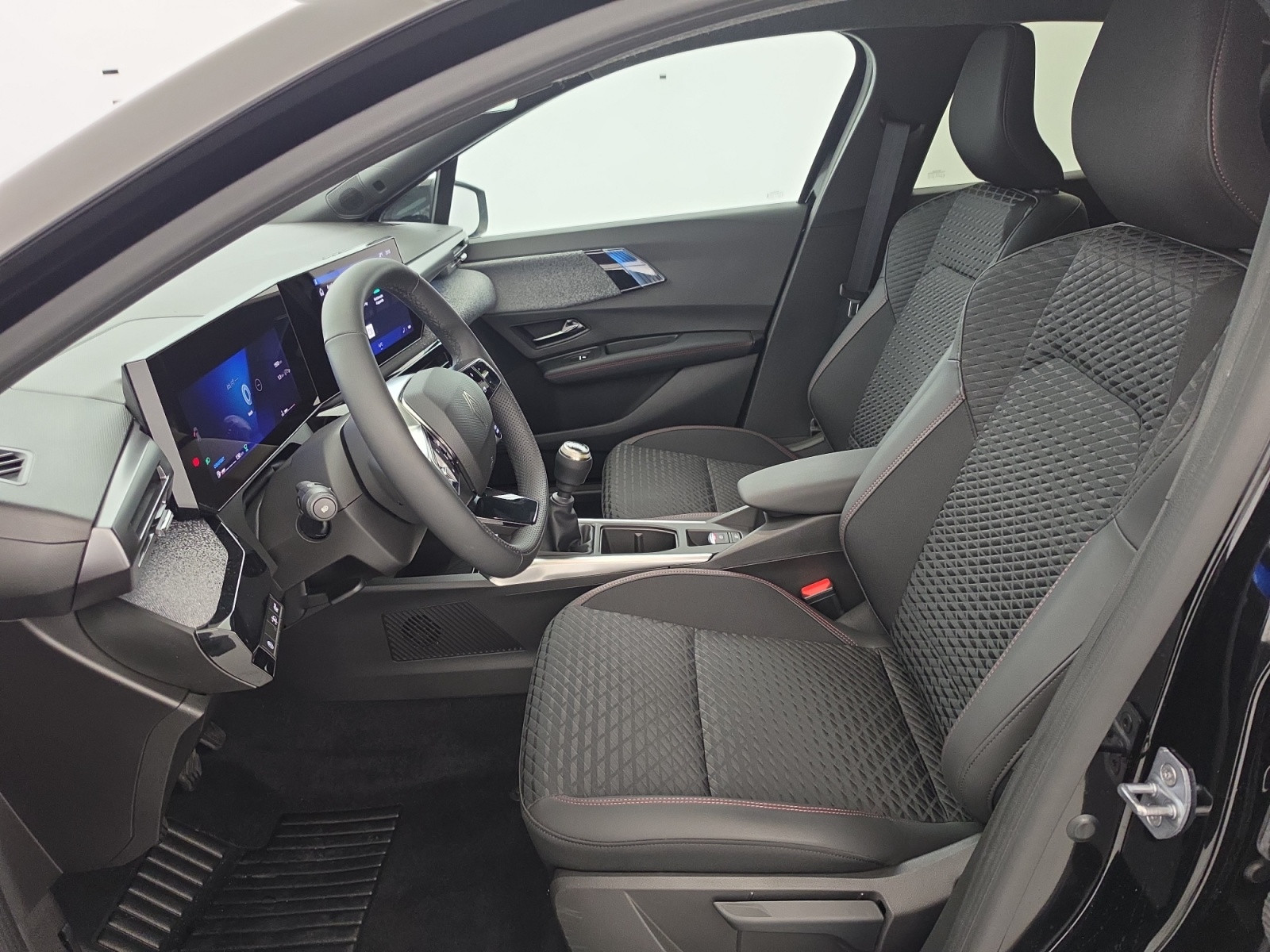 Vente en ligne Renault Clio 6 Clio TCe 115 ch au prix de 22 990 €