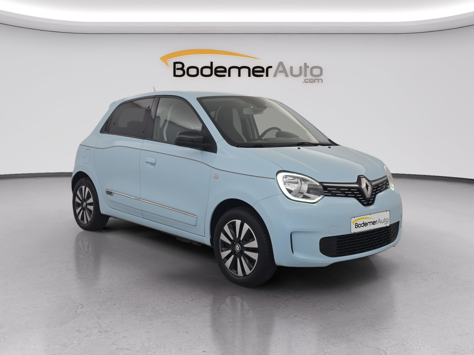 Vente en ligne Renault Twingo Electrique Twingo III E-Tech au prix de 13 990 €