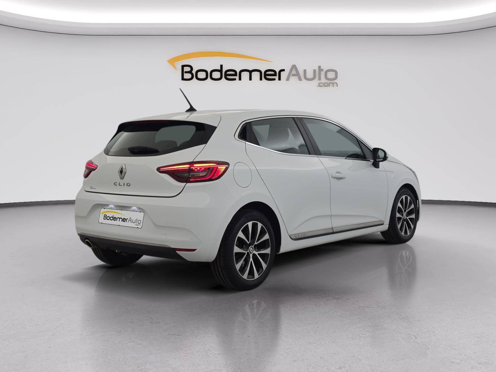 Vente en ligne Renault Clio 5 Clio TCe 90 - 21N au prix de 14 490 €
