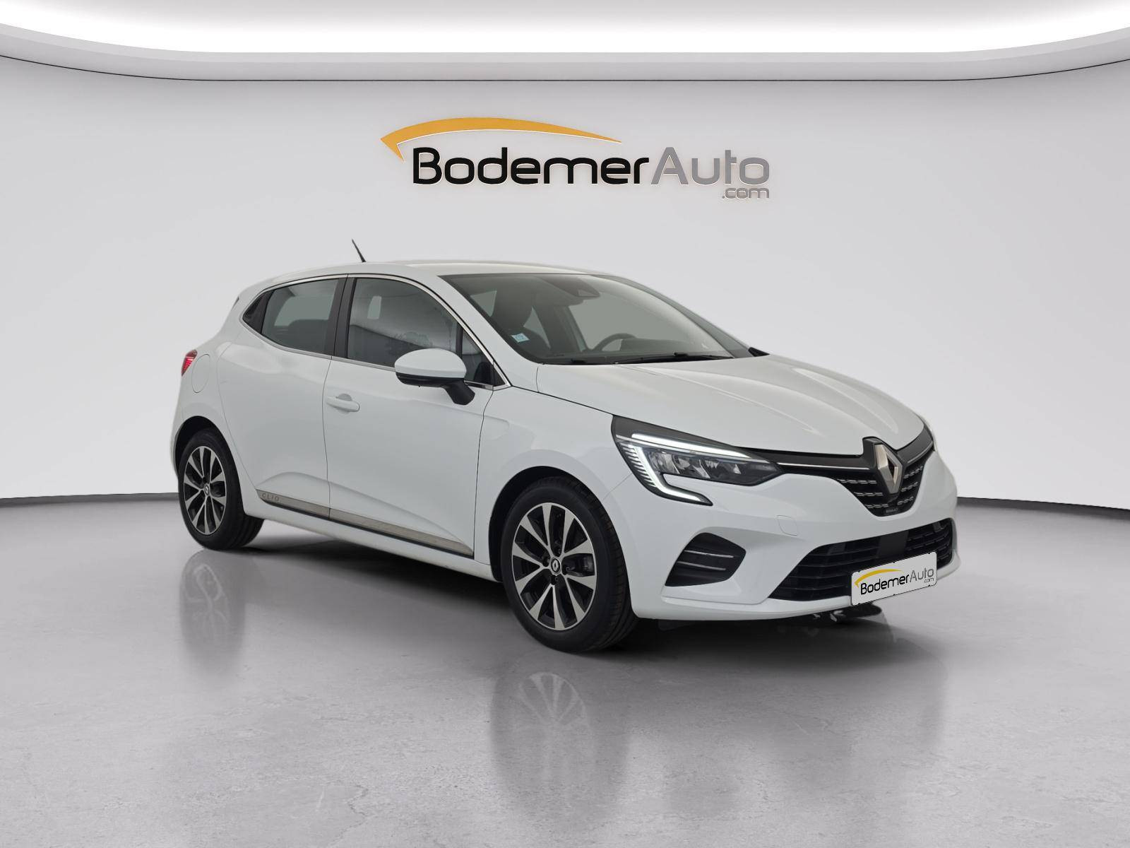Vente en ligne Renault Clio 5 Clio TCe 90 - 21N au prix de 14 490 €