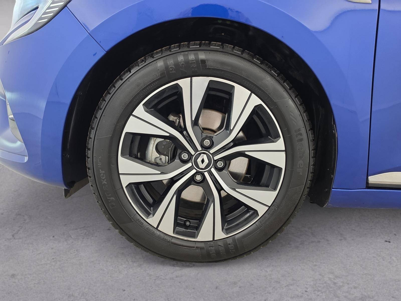 Vente en ligne Renault Clio 5 Clio E-Tech 140 - 21N au prix de 15 490 €