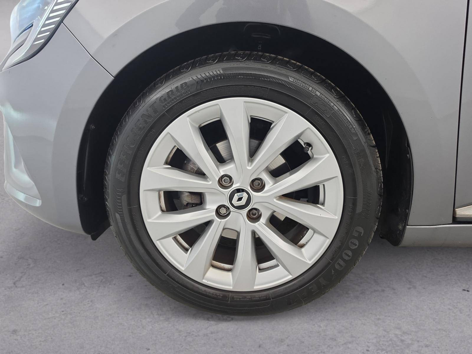 Vente en ligne Renault Clio 5 Clio TCe 90 au prix de 13 990 €