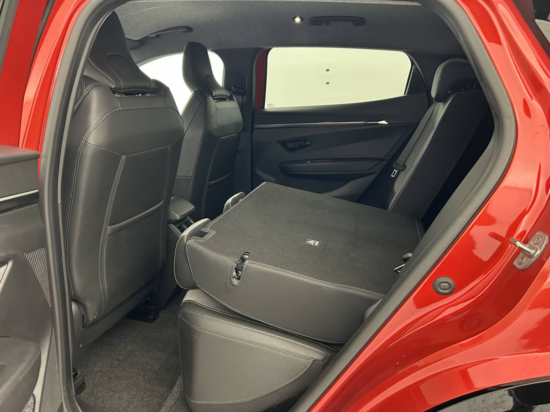 Vente en ligne Renault Megane E-Tech  220 ch autonomie confort GSR2 au prix de 28 490 €