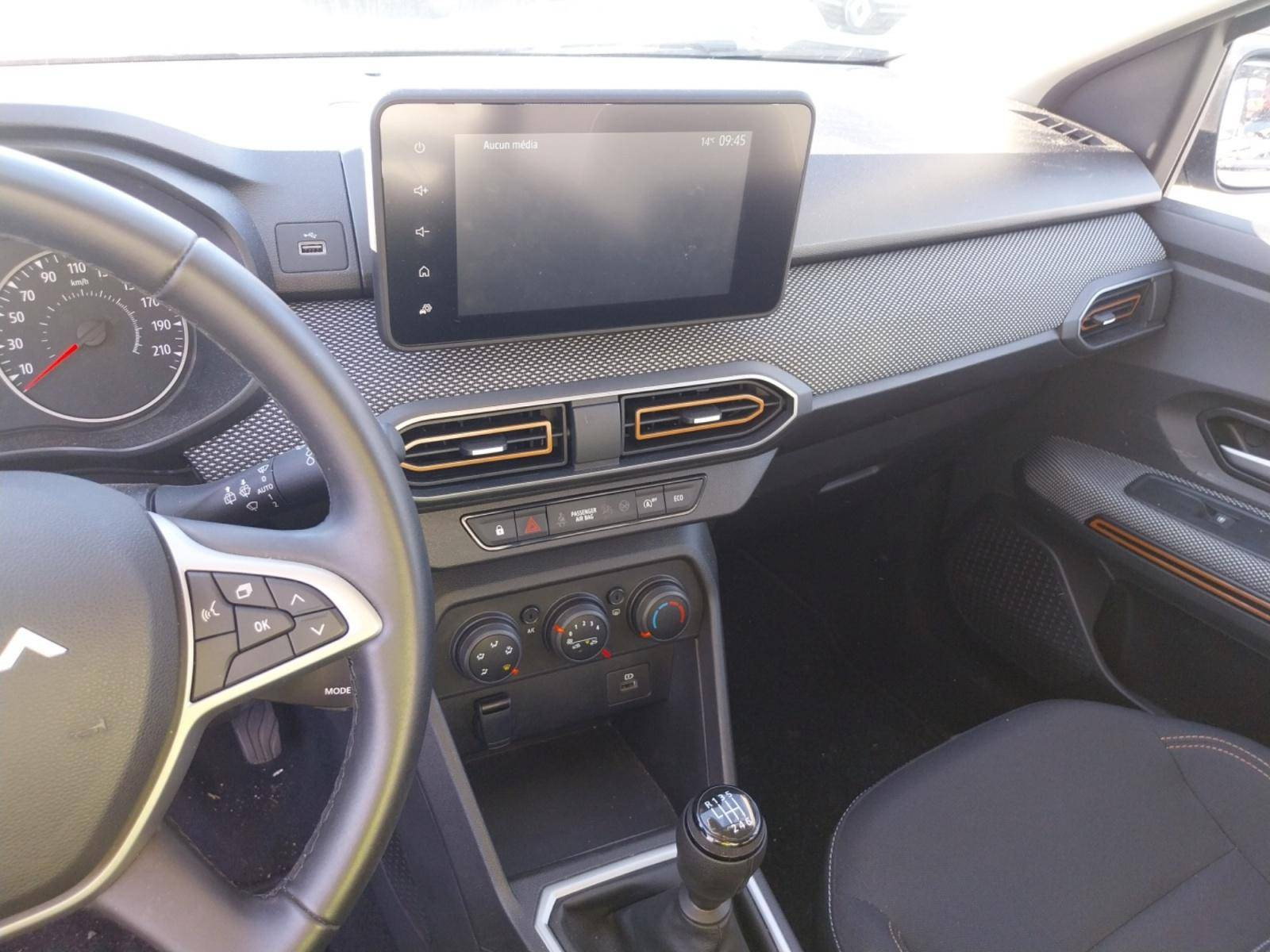 Vente en ligne Dacia Sandero  ECO-G 100 au prix de 15 390 €