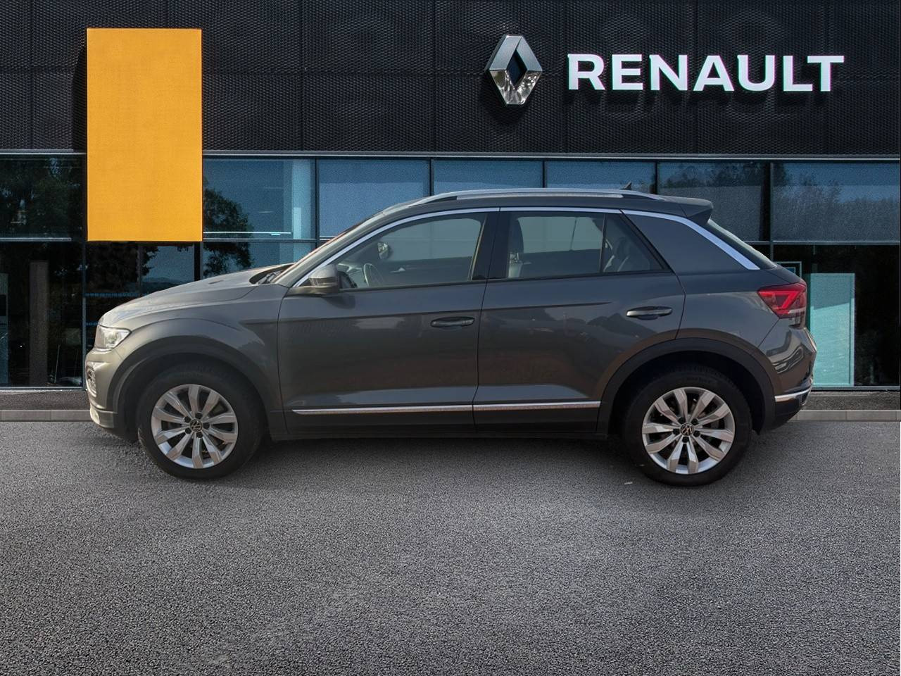 Vente en ligne Volkswagen T-Roc  2.0 TDI 150 Start/Stop BVM6 au prix de 18 990 €