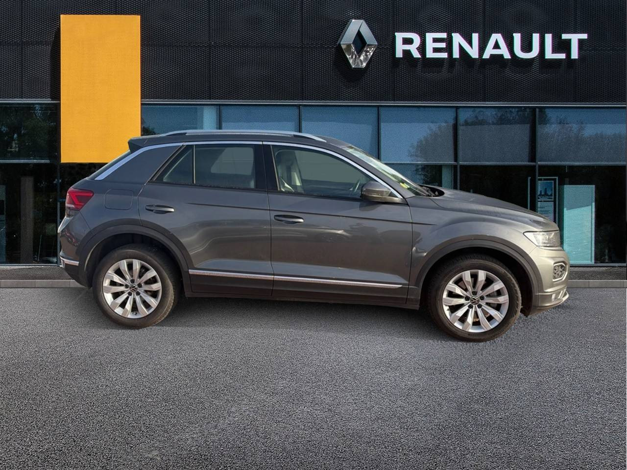 Vente en ligne Volkswagen T-Roc  2.0 TDI 150 Start/Stop BVM6 au prix de 18 990 €
