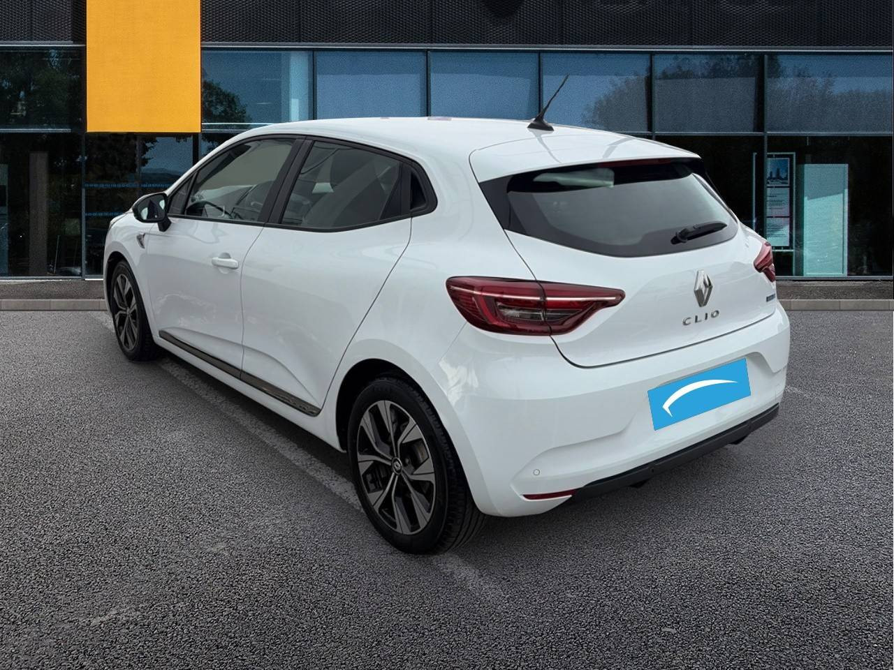 Vente en ligne Renault Clio 5 Clio E-Tech 140 - 21N au prix de 14 490 €