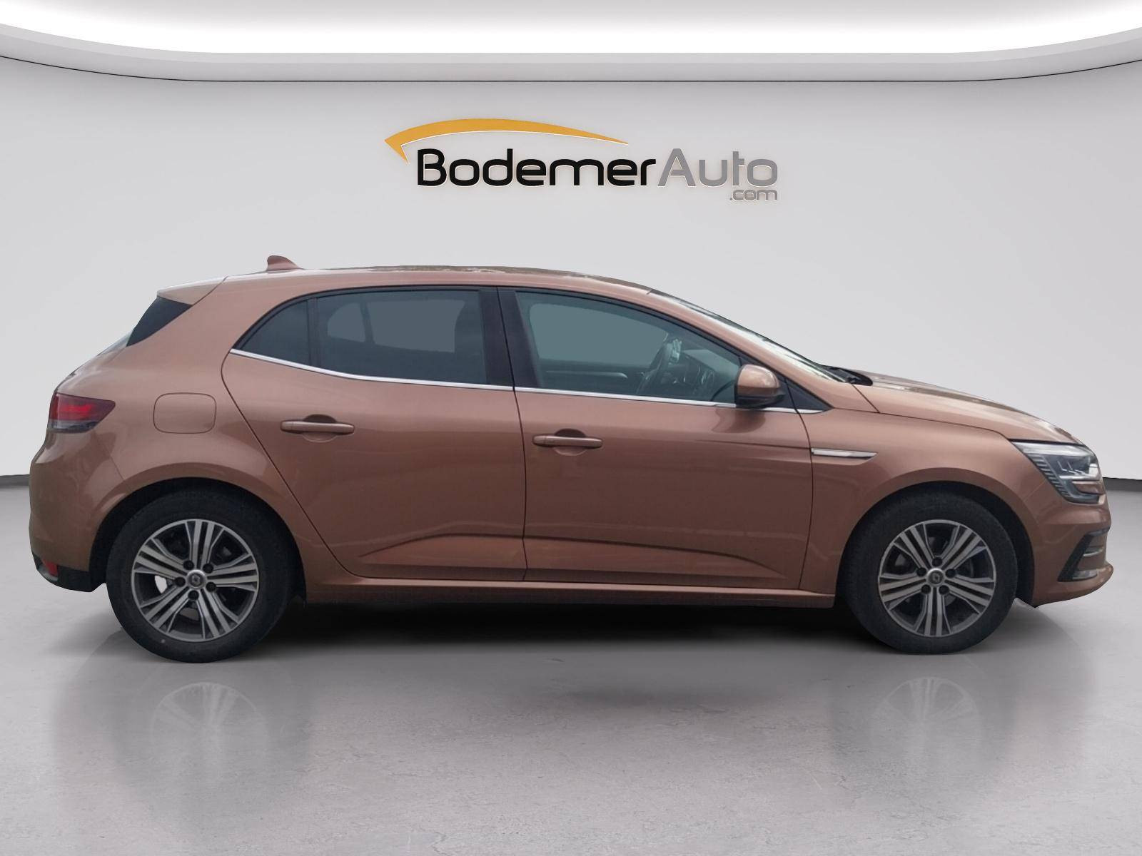 Vente en ligne Renault Megane 4 Mégane IV Berline Blue dCi 115 EDC au prix de 17 490 €