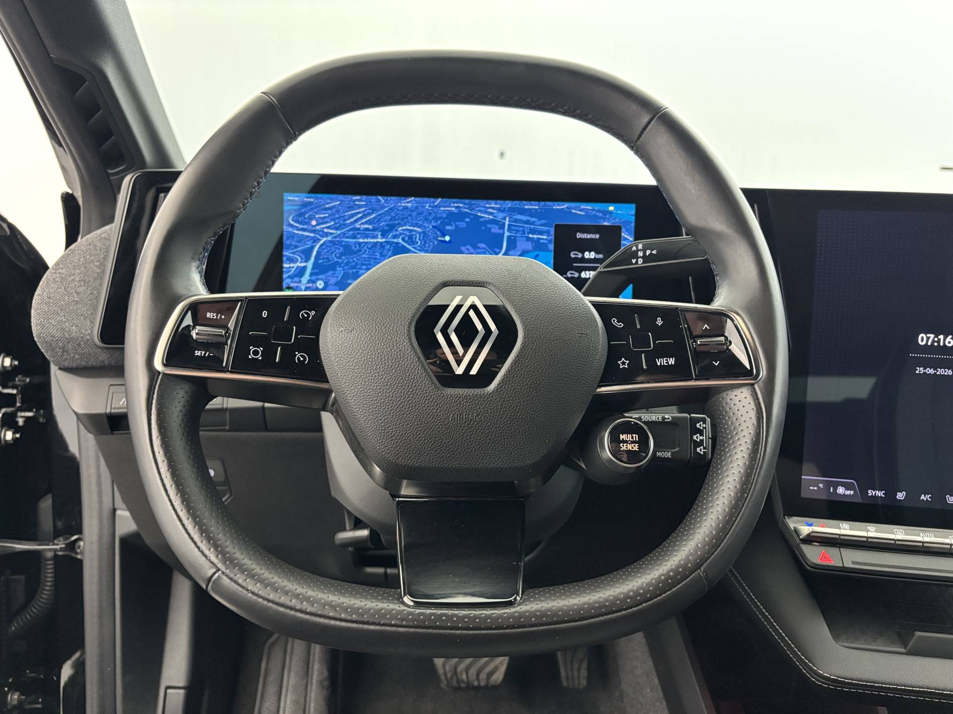 Vente en ligne Renault Megane E-Tech  EV60 220 ch super charge au prix de 23 890 €
