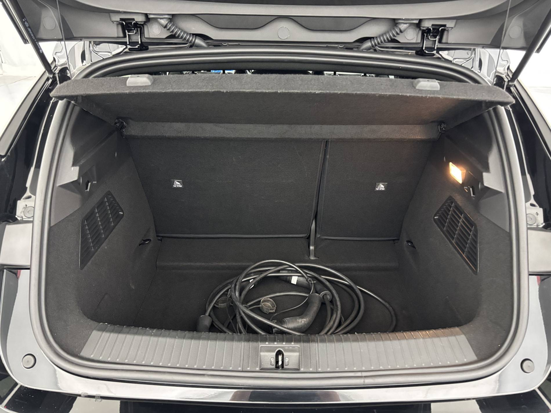 Vente en ligne Renault Megane E-Tech  EV60 220 ch super charge au prix de 23 890 €