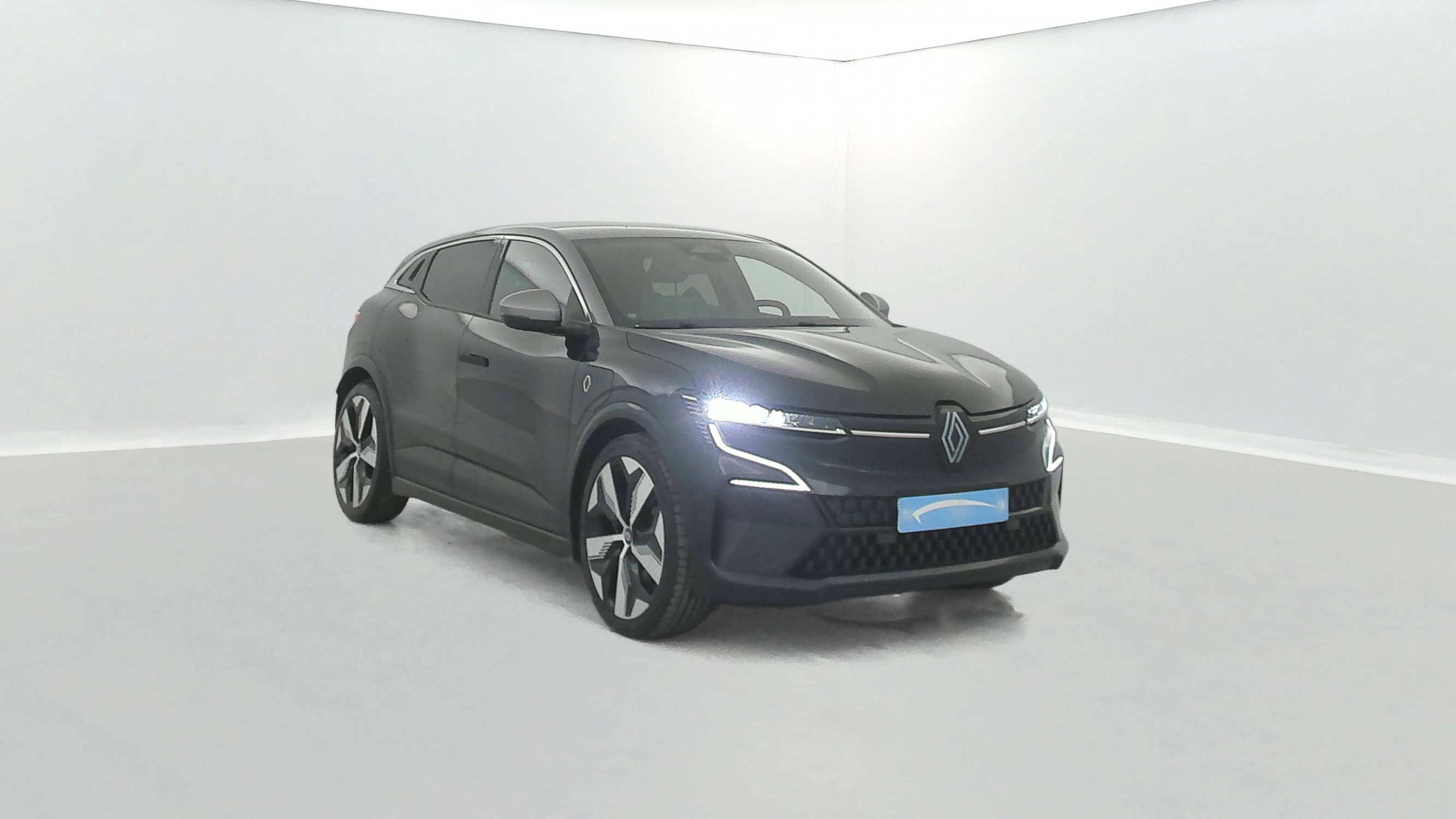 Vente en ligne Renault Megane E-Tech  EV60 220 ch super charge au prix de 23 890 €