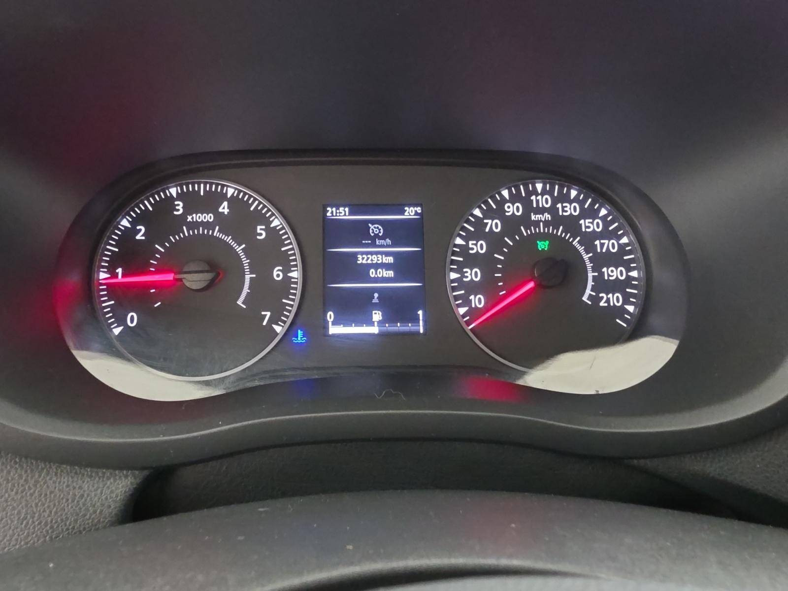 Vente en ligne Renault Master Fourgon MASTER FGN TRAC F3500 L2H2 BLUE DCI 135 au prix de 21 990 €