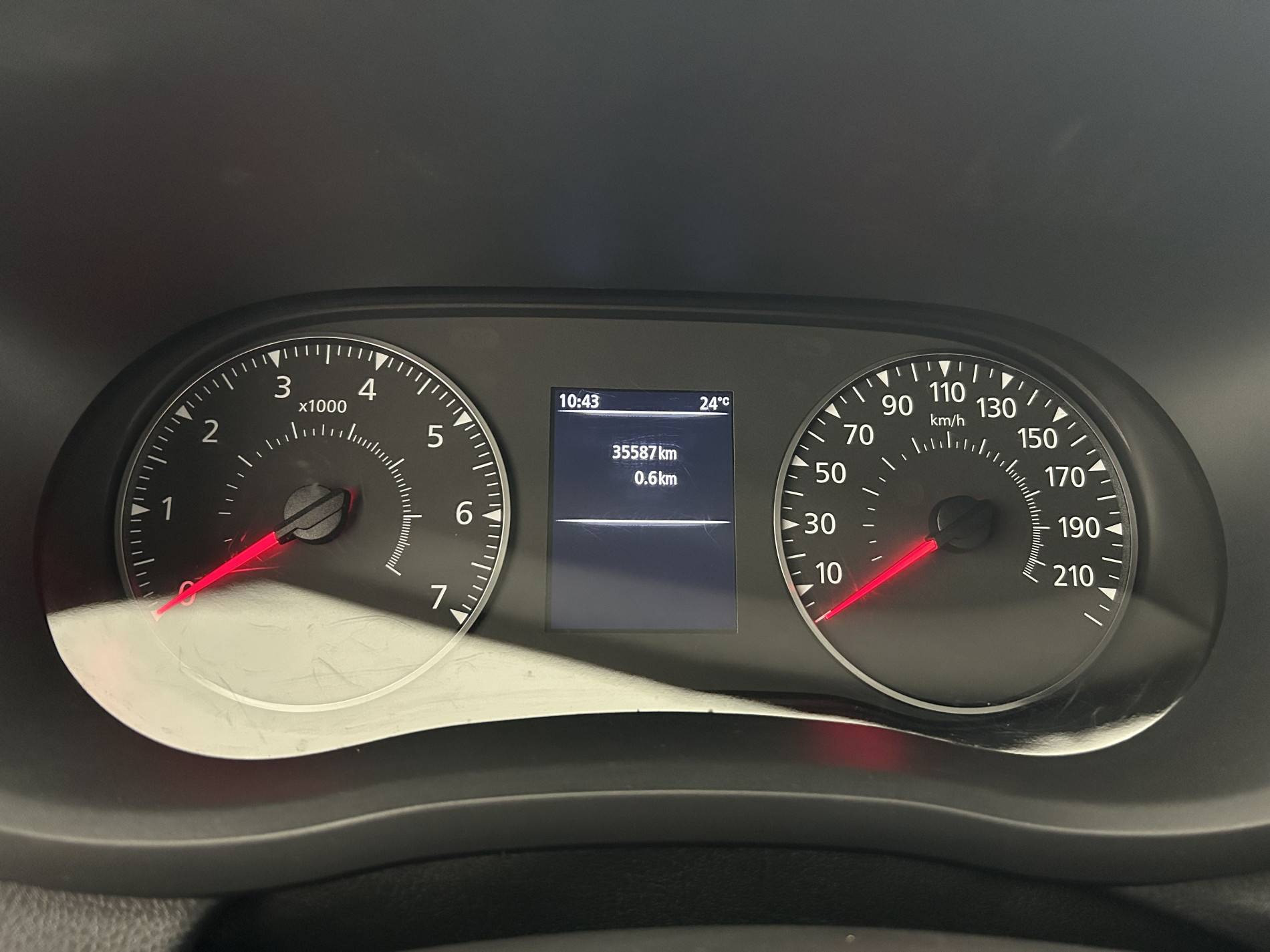 Vente en ligne Renault Master Fourgon MASTER FGN TRAC F3500 L2H2 BLUE DCI 135 au prix de 21 490 €