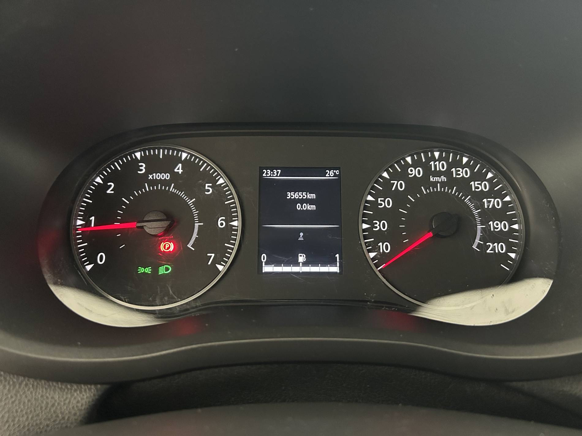 Vente en ligne Renault Master Fourgon MASTER FGN TRAC F3500 L2H2 BLUE DCI 135 au prix de 21 790 €