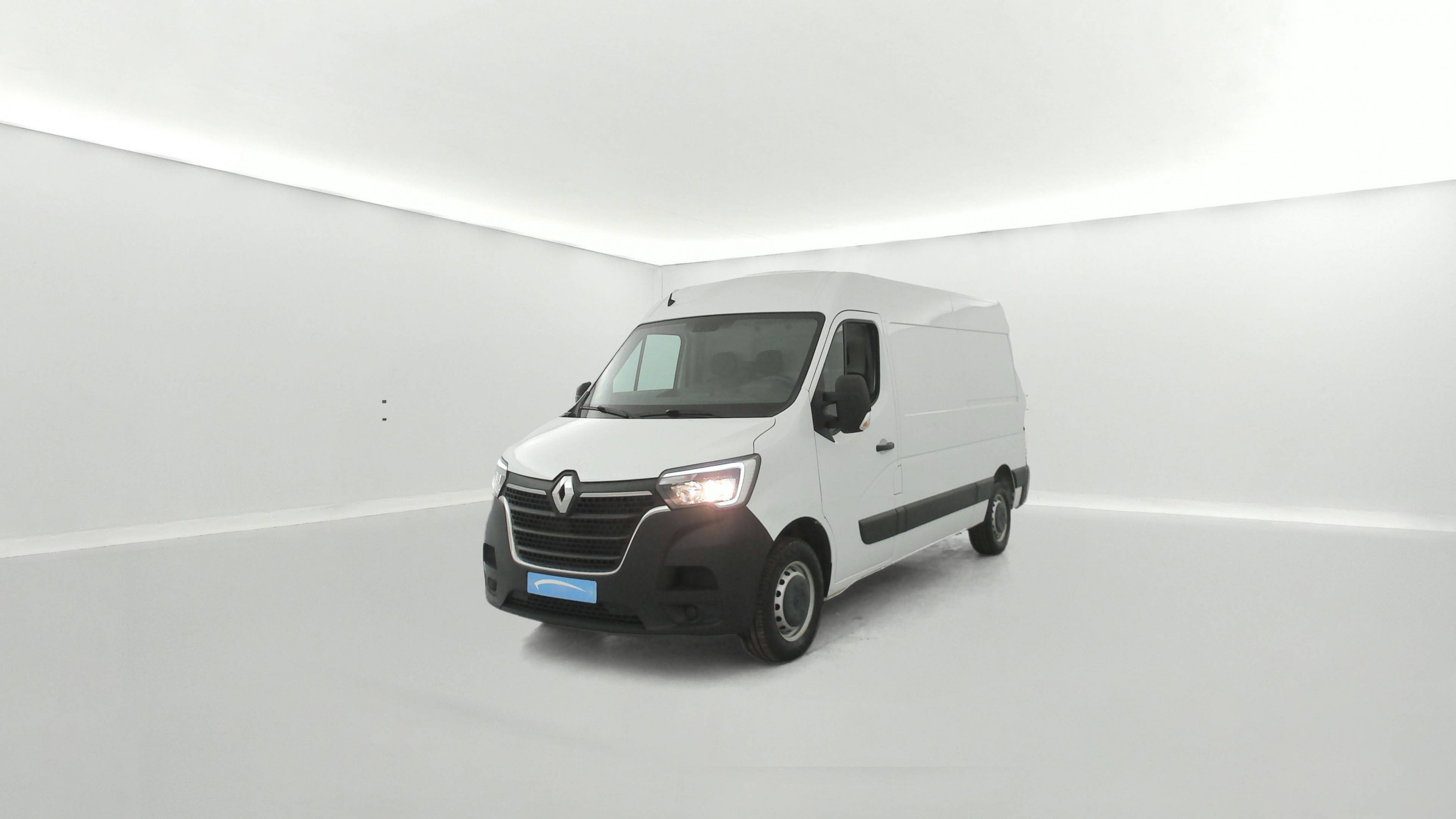 Renault Master Fourgon MASTER FGN TRAC F3500 L2H2 BLUE DCI 135 occasion de 2023 en vente à Caen