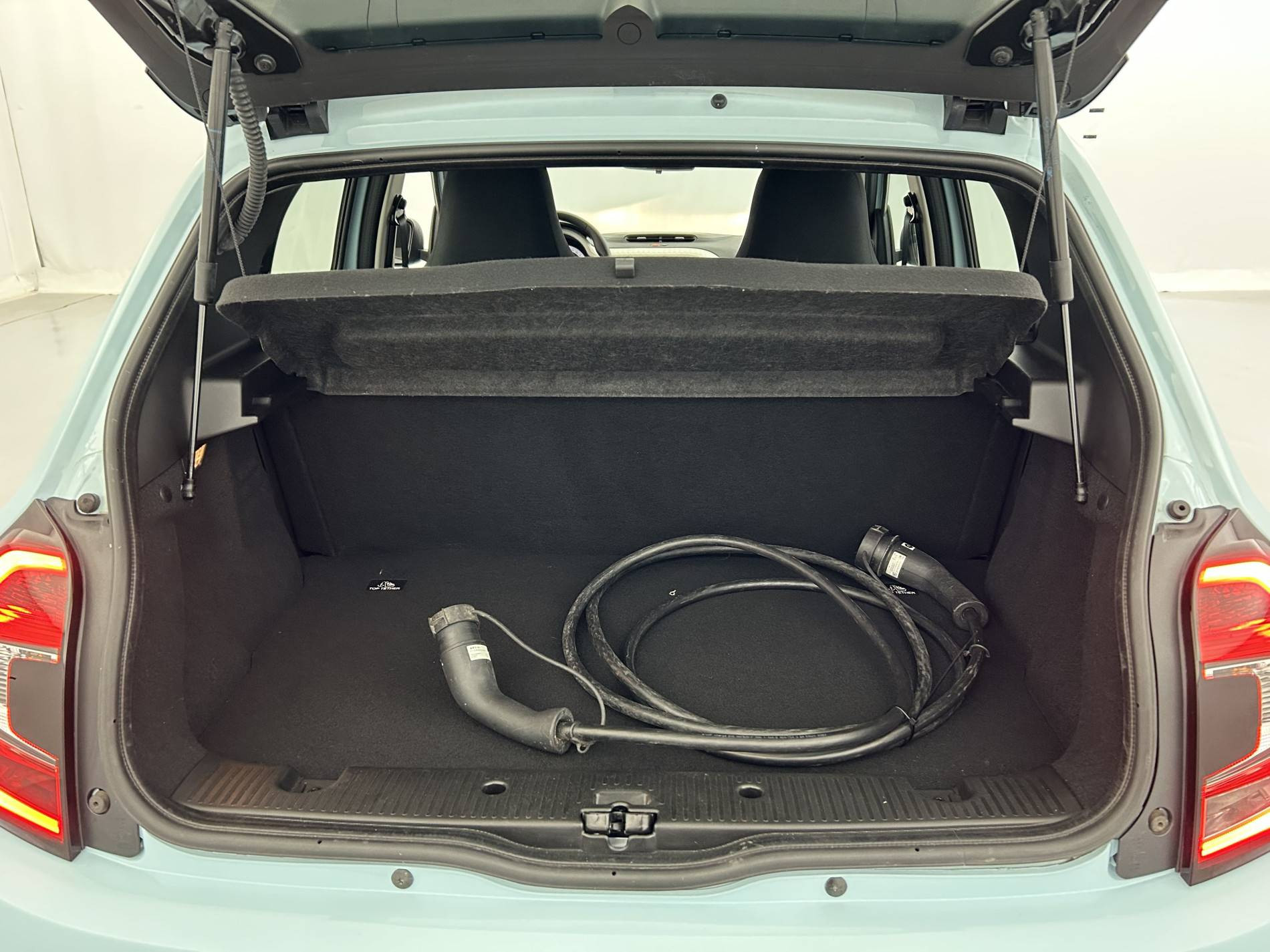 Vente en ligne Renault Twingo Electrique Twingo III E-Tech au prix de 11 790 €