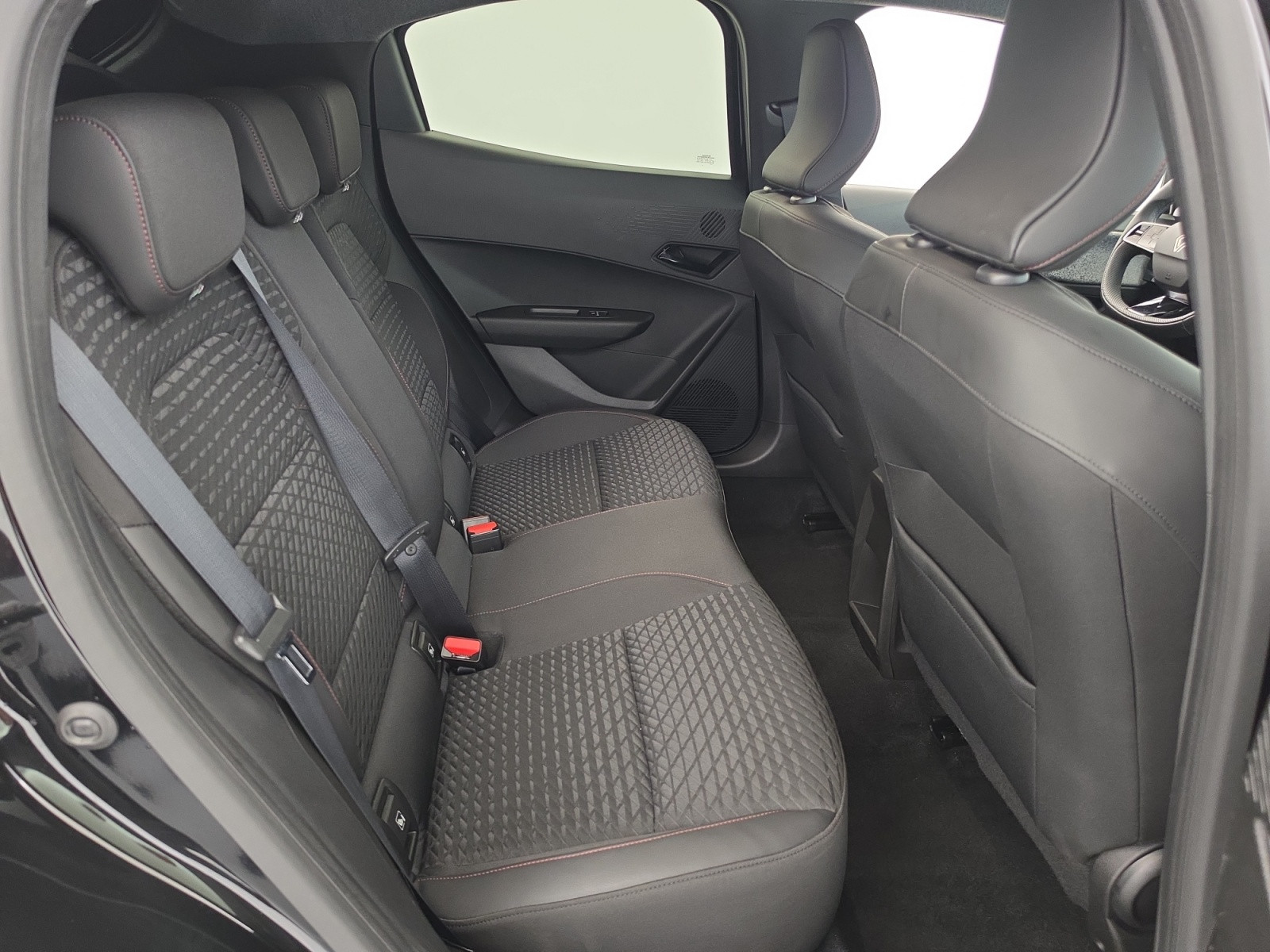 Vente en ligne Renault Clio 6 Clio TCe 115 ch au prix de 22 590 €