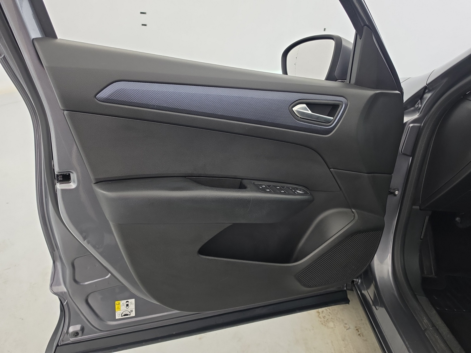 Vente en ligne Renault Arkana  E-Tech hybride 145 - 22 au prix de 18 490 €