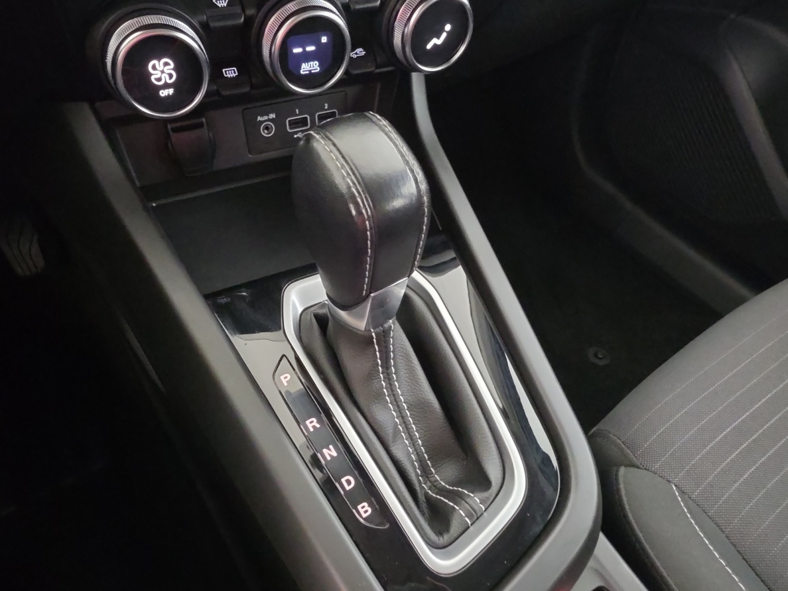 Vente en ligne Renault Arkana  E-Tech hybride 145 - 22 au prix de 18 490 €