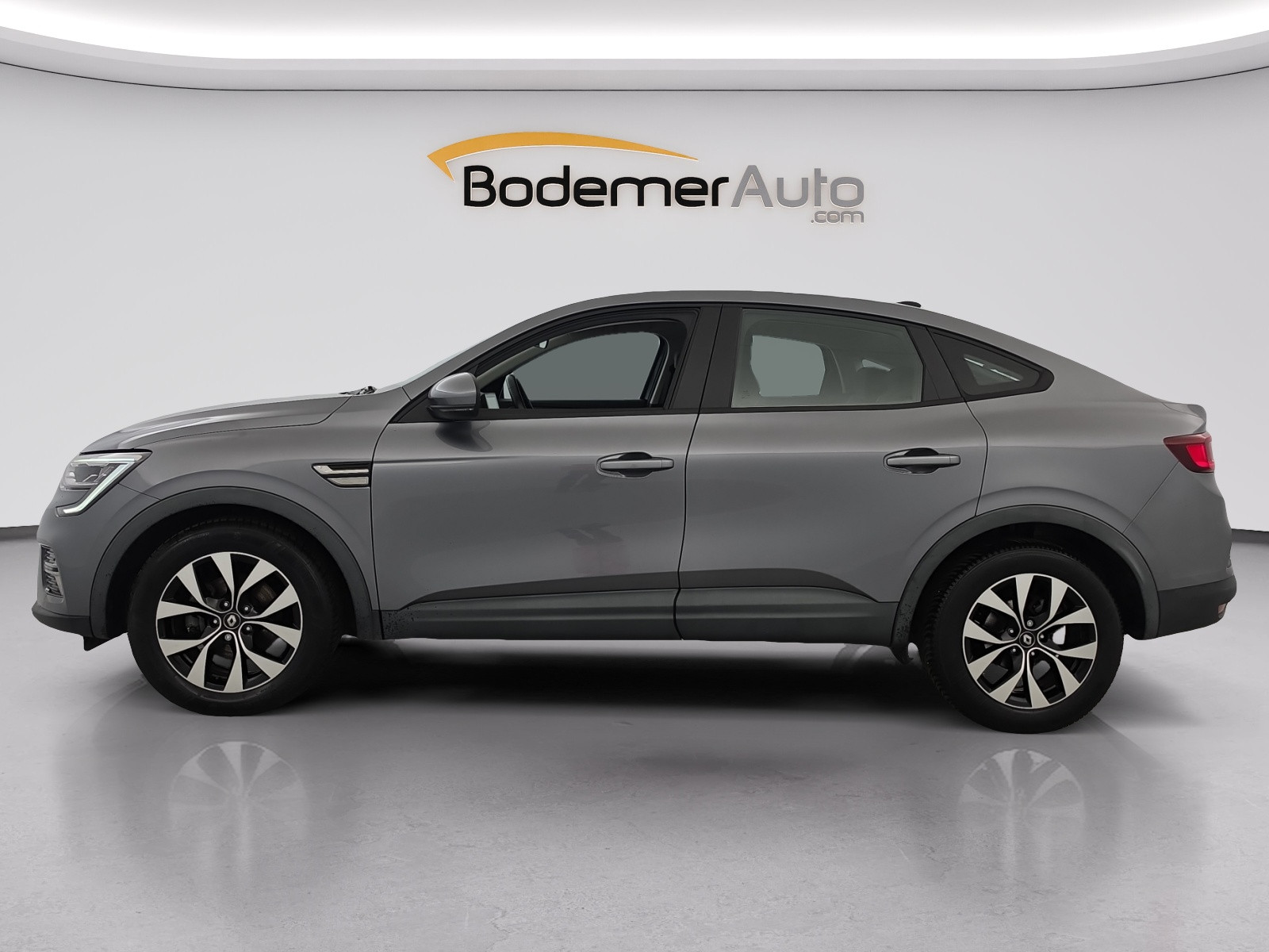 Vente en ligne Renault Arkana  E-Tech hybride 145 - 22 au prix de 18 490 €