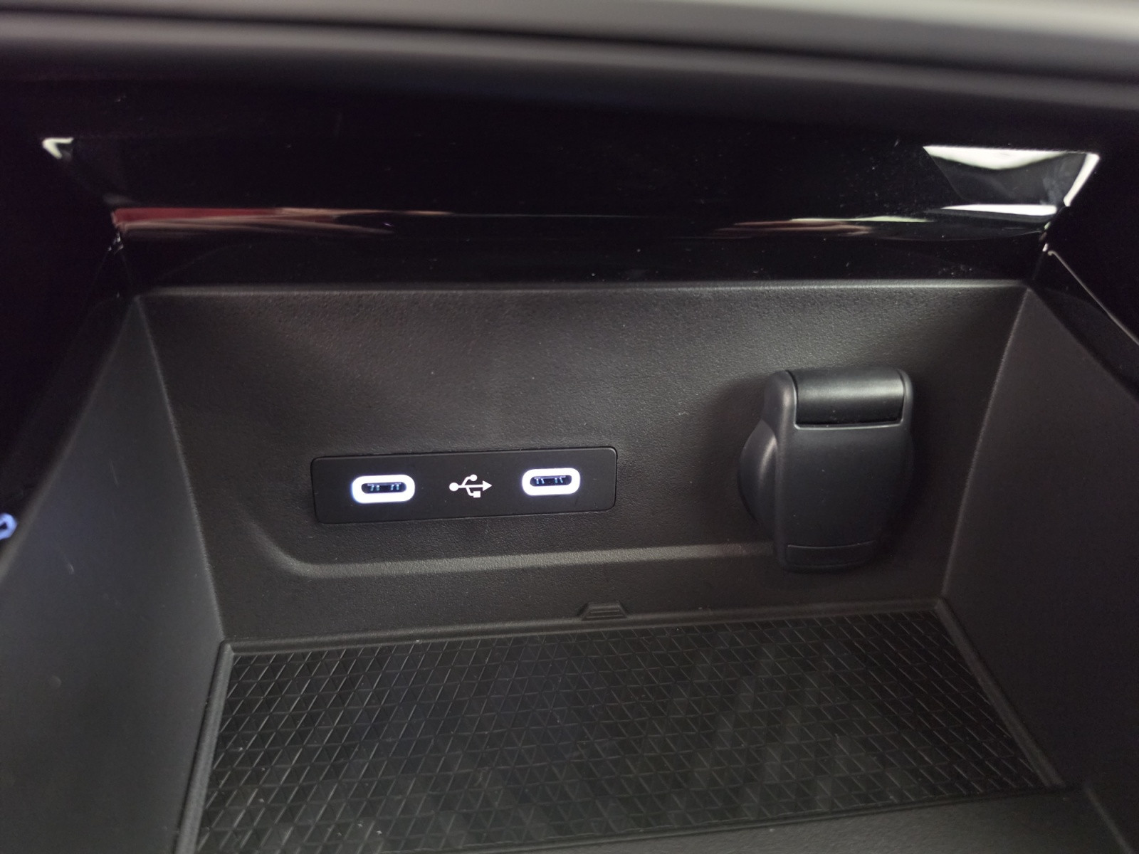 Vente en ligne Renault Austral  full hybrid E-Tech 200 ch au prix de 39 490 €