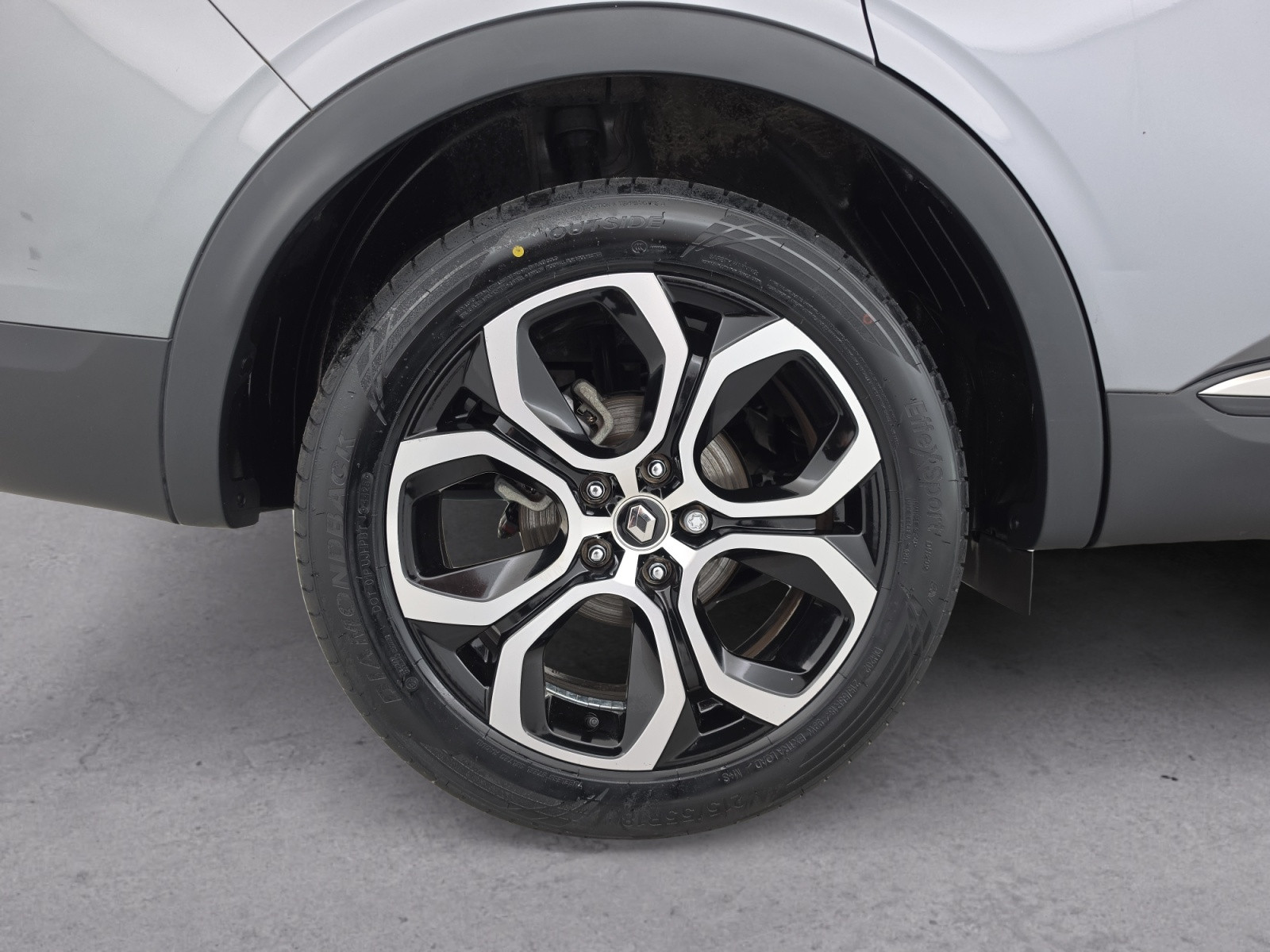 Vente en ligne Renault Arkana  E-Tech 145 - 21B au prix de 20 990 €