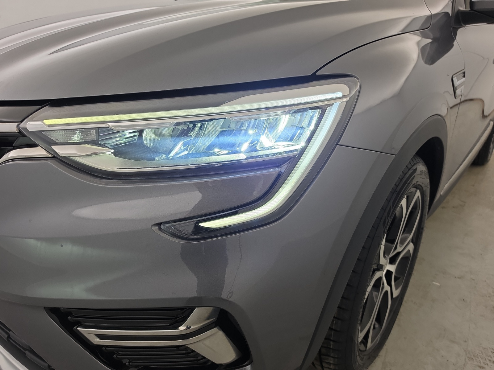 Vente en ligne Renault Arkana  E-Tech 145 - 21B au prix de 20 990 €
