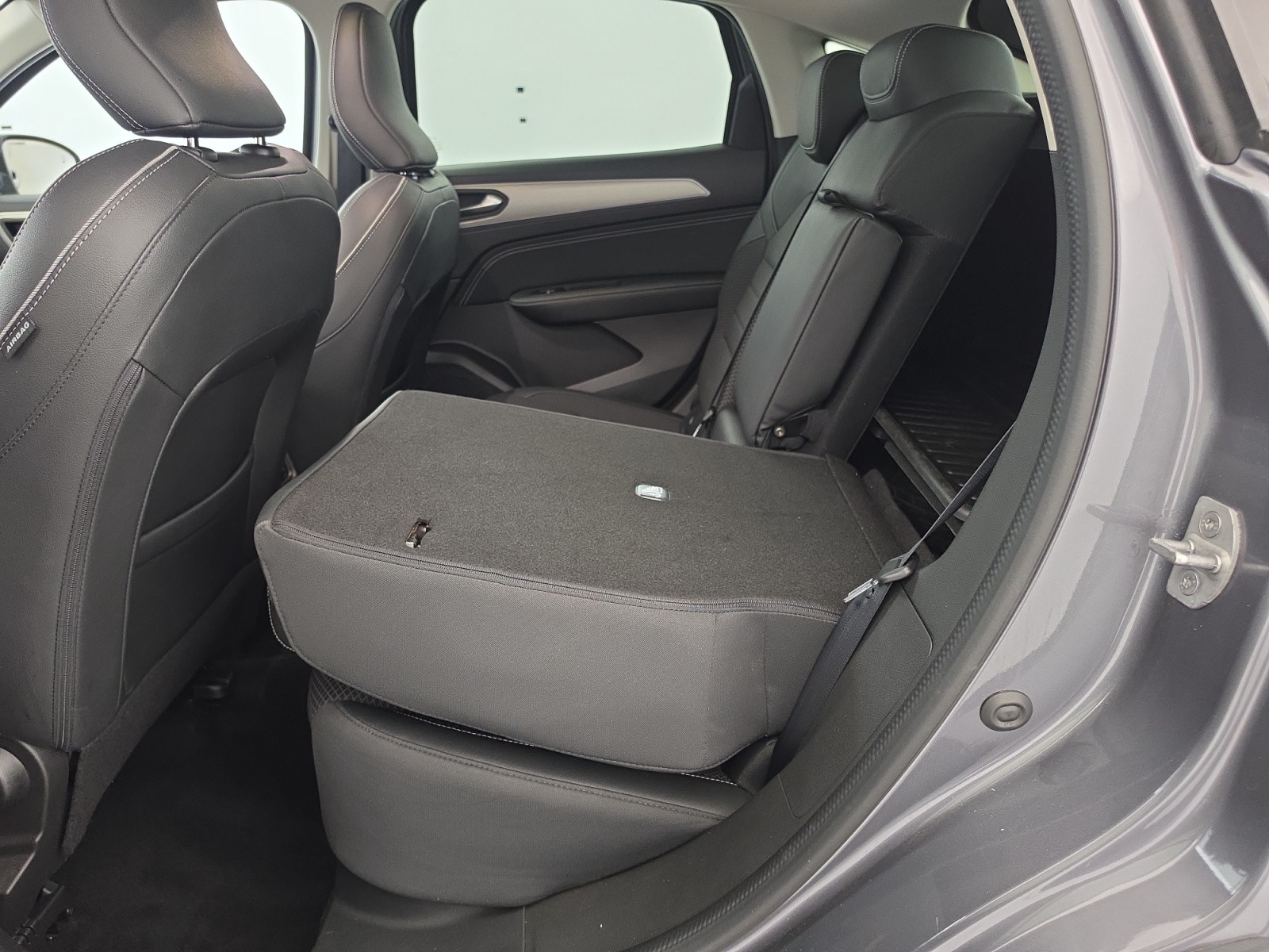 Vente en ligne Renault Arkana  E-Tech 145 - 21B au prix de 20 990 €