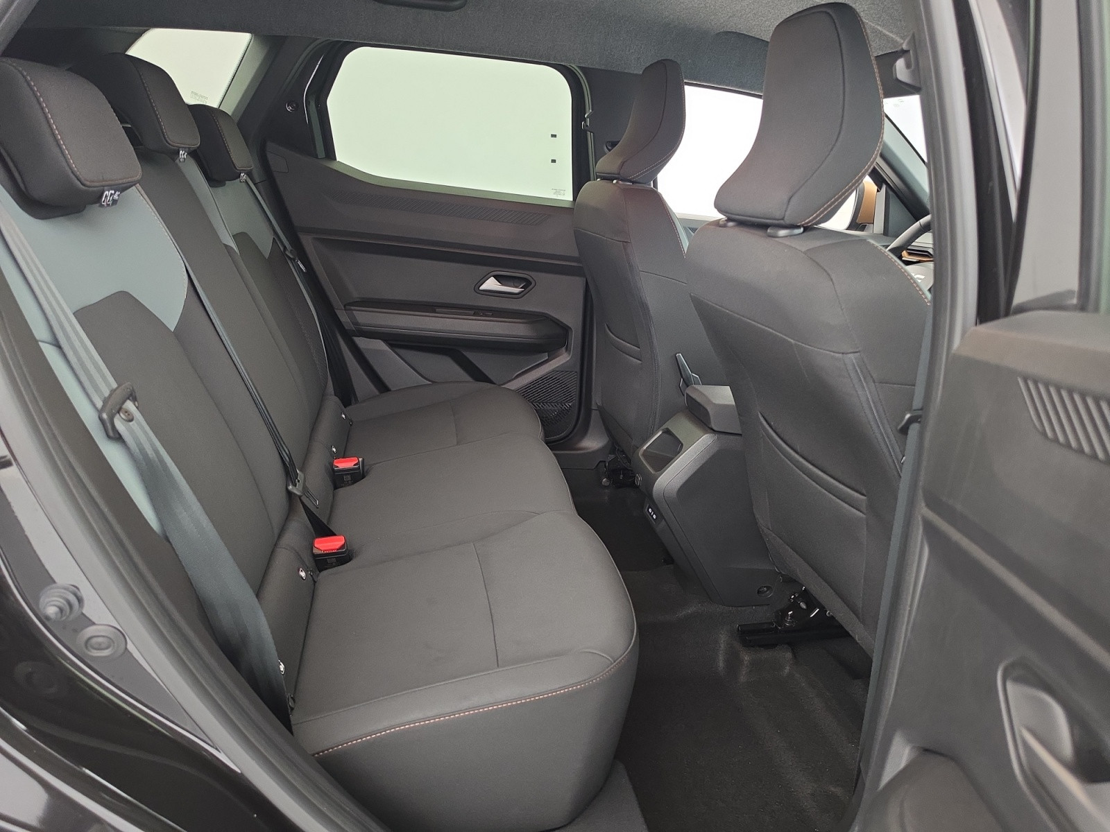 Vente en ligne Dacia Duster  Hybrid 140 au prix de 25 980 €