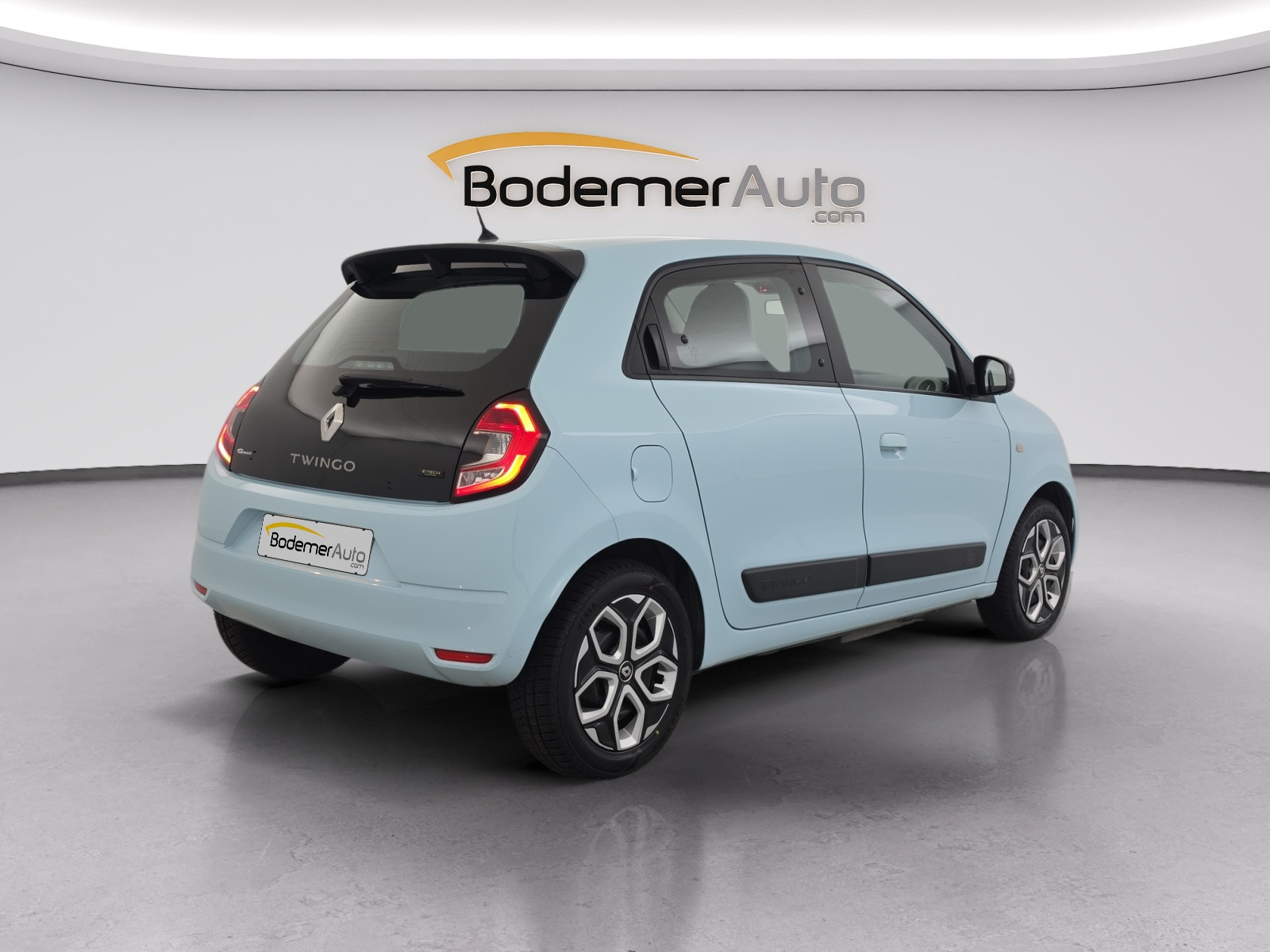 Vente en ligne Renault Twingo Electrique Twingo III E-Tech au prix de 13 990 €