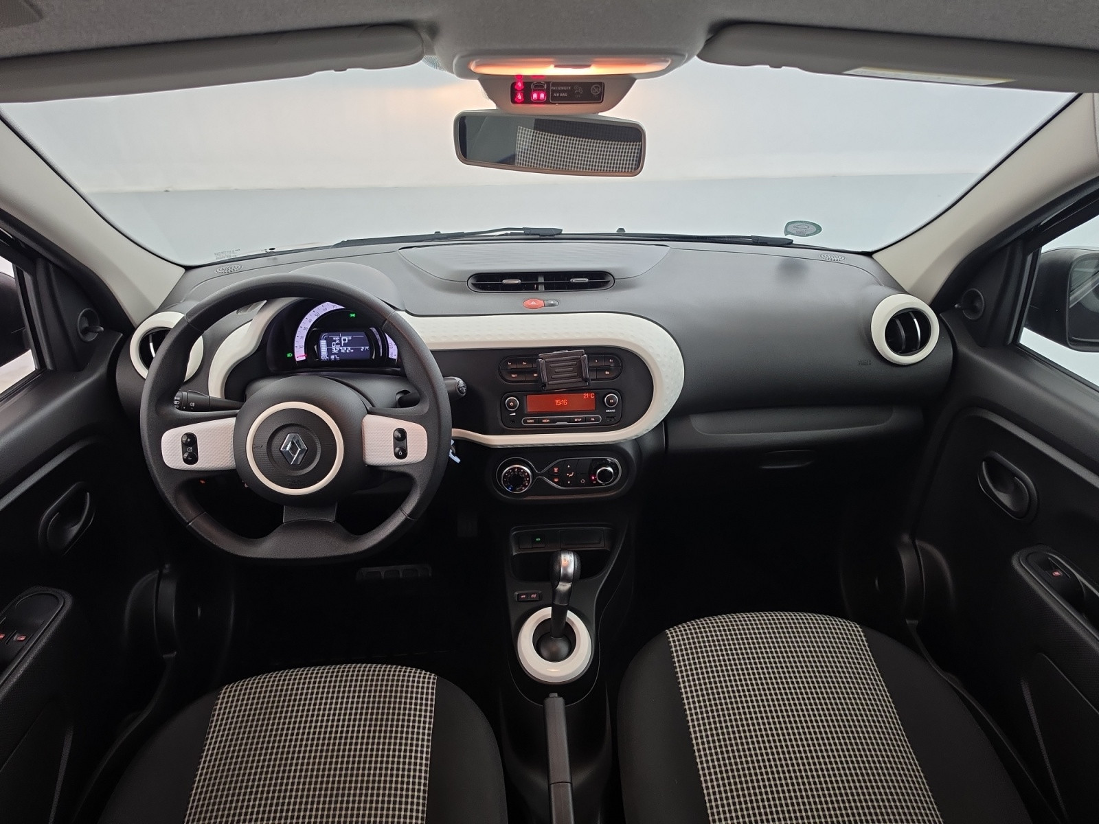 Vente en ligne Renault Twingo Electrique Twingo III E-Tech au prix de 13 490 €