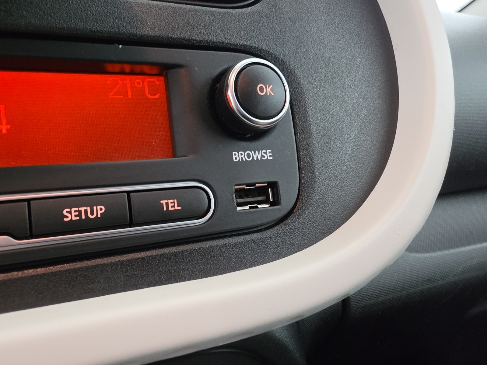 Vente en ligne Renault Twingo Electrique Twingo III E-Tech au prix de 13 490 €