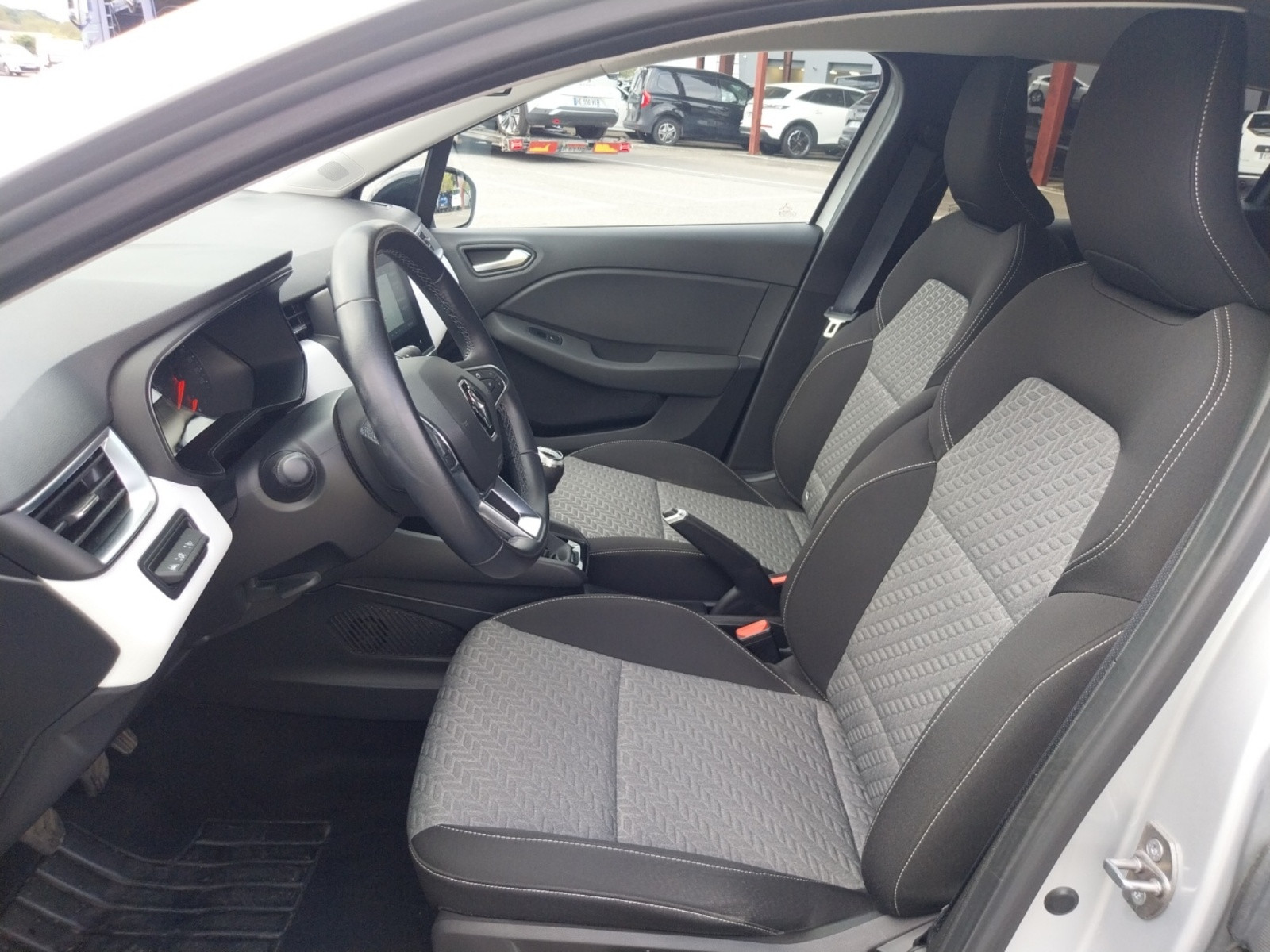 Vente en ligne Renault Clio 5 Clio SCe 65 au prix de 12 990 €