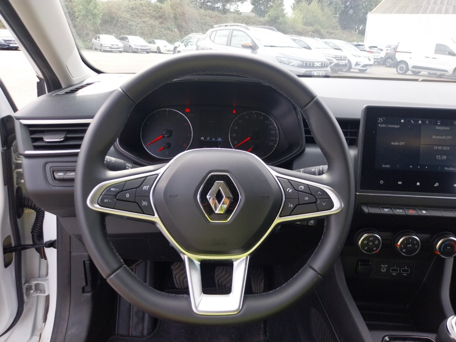 Vente en ligne Renault Clio 5 Clio TCe 90 au prix de 13 990 €