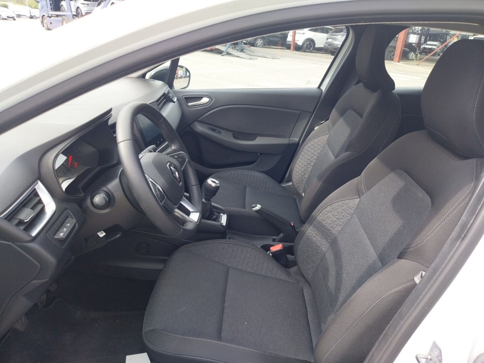 Vente en ligne Renault Clio 5 Clio TCe 90 au prix de 13 990 €