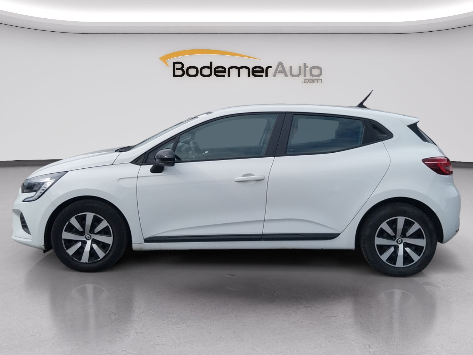 Vente en ligne Renault Clio 5 Clio TCe 90 au prix de 13 990 €