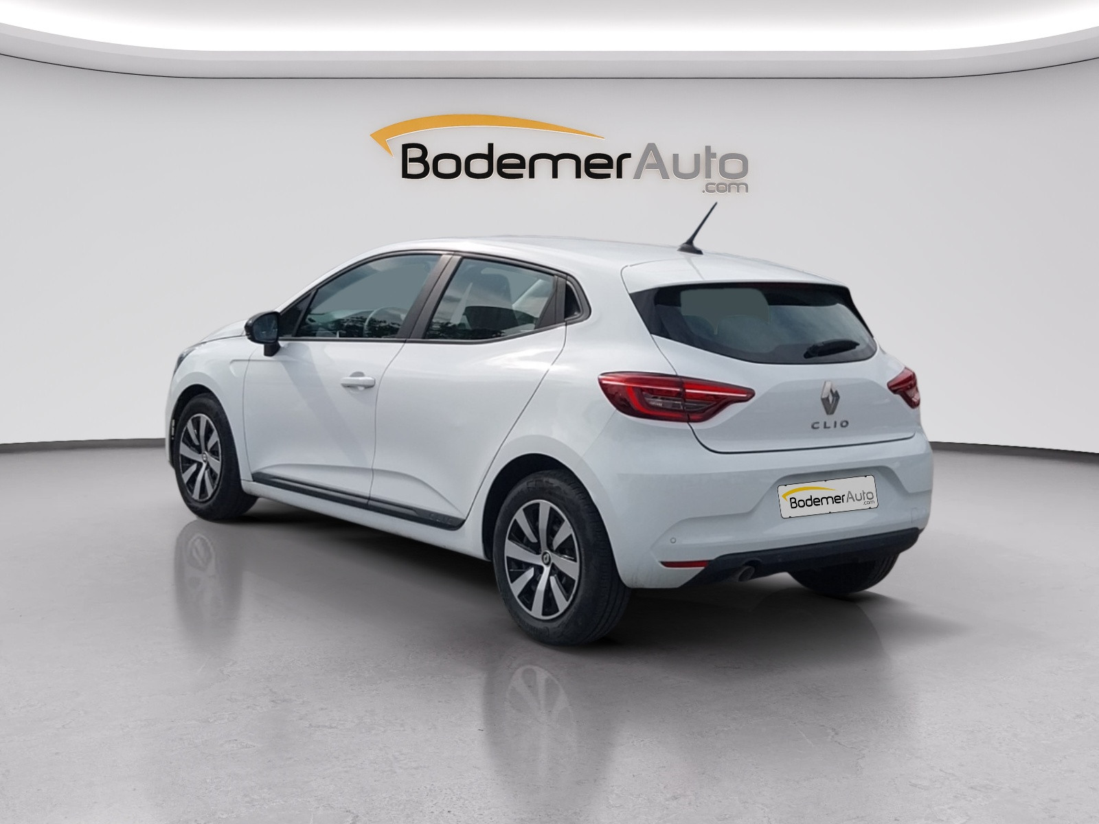 Vente en ligne Renault Clio 5 Clio TCe 90 au prix de 13 990 €
