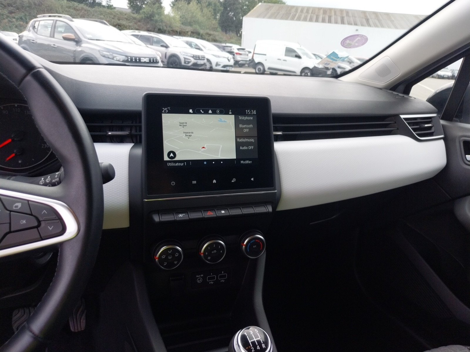 Vente en ligne Renault Clio 5 Clio SCe 65 au prix de 12 990 €
