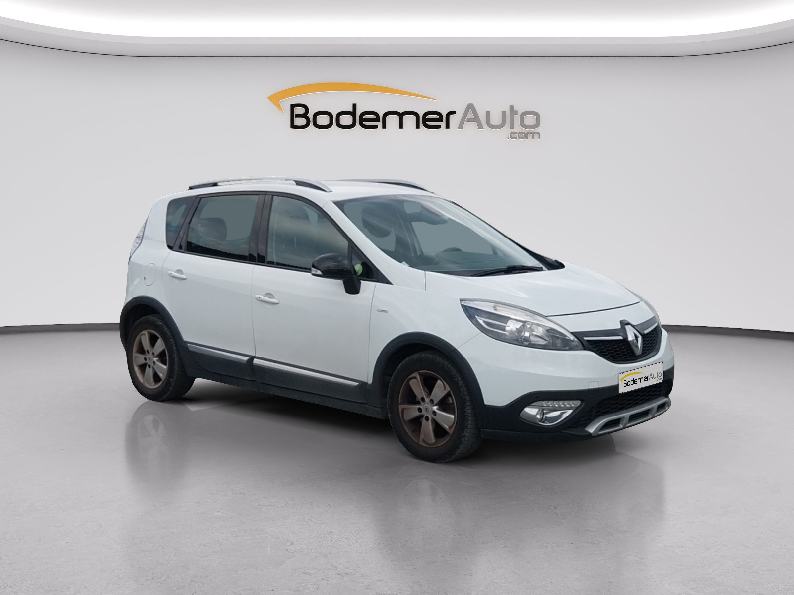 Vente en ligne Renault Scenic Xmod  dCi 130 Energy eco2 au prix de 10 900 €