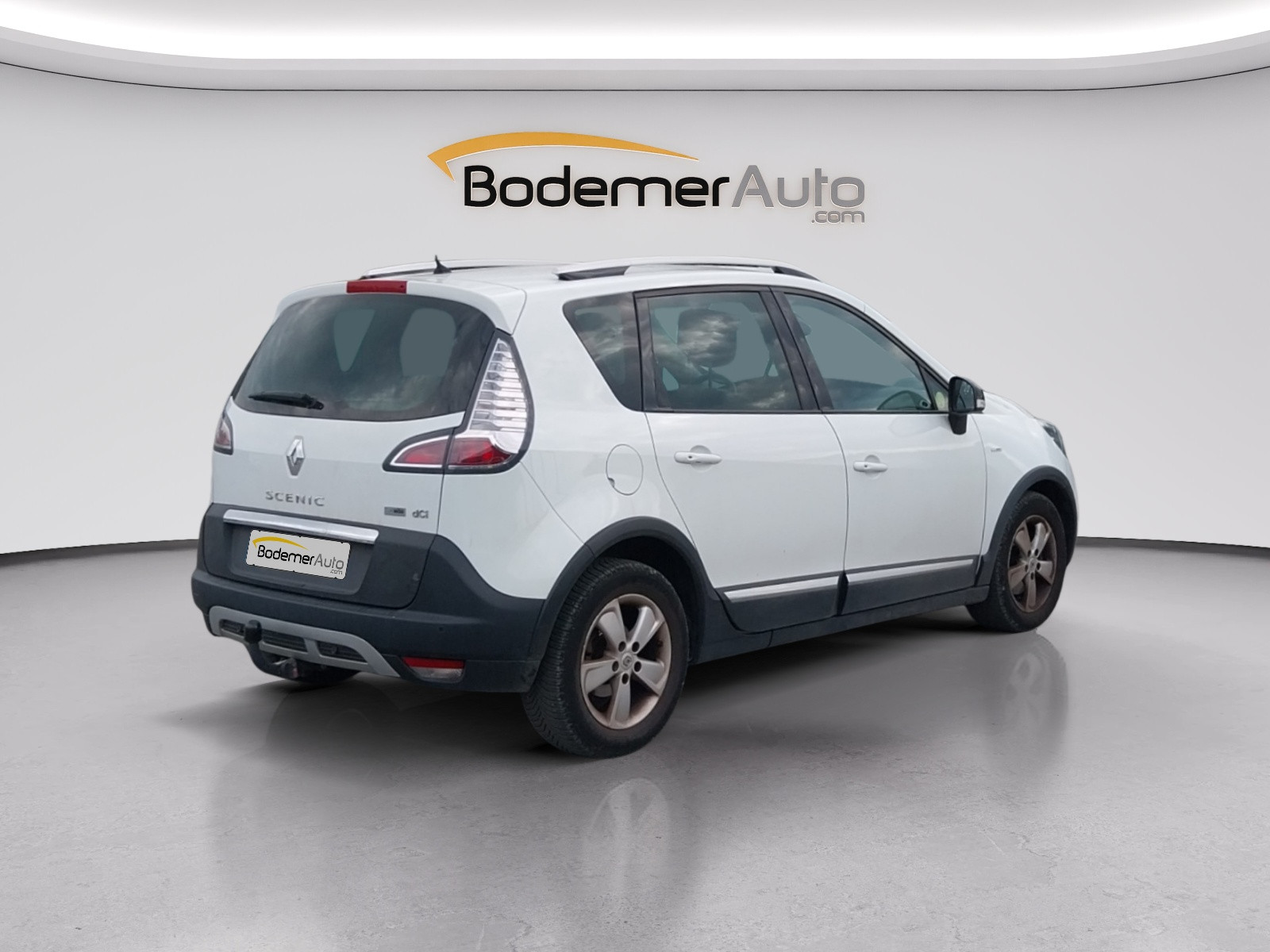 Vente en ligne Renault Scenic Xmod  dCi 130 Energy eco2 au prix de 10 900 €