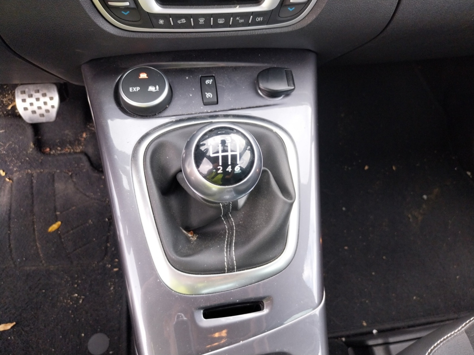 Vente en ligne Renault Scenic Xmod  dCi 130 Energy eco2 au prix de 10 900 €