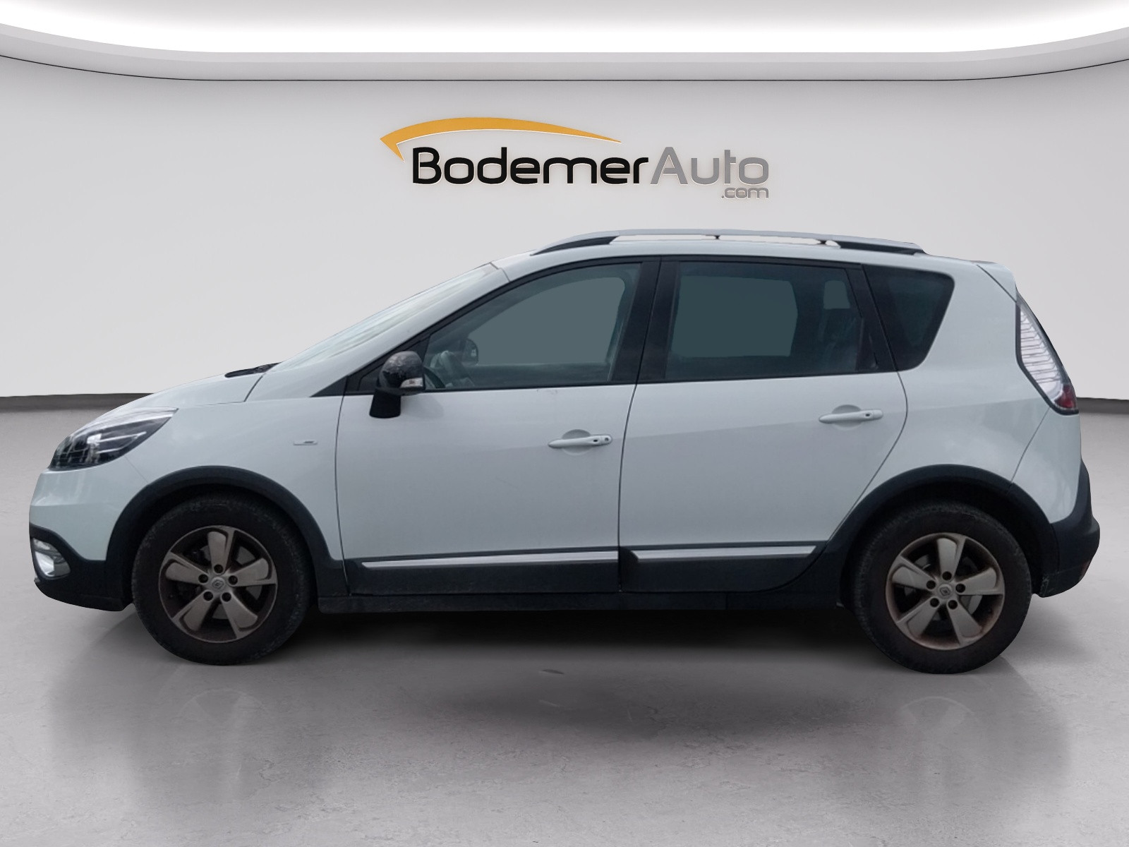 Vente en ligne Renault Scenic Xmod  dCi 130 Energy eco2 au prix de 10 900 €