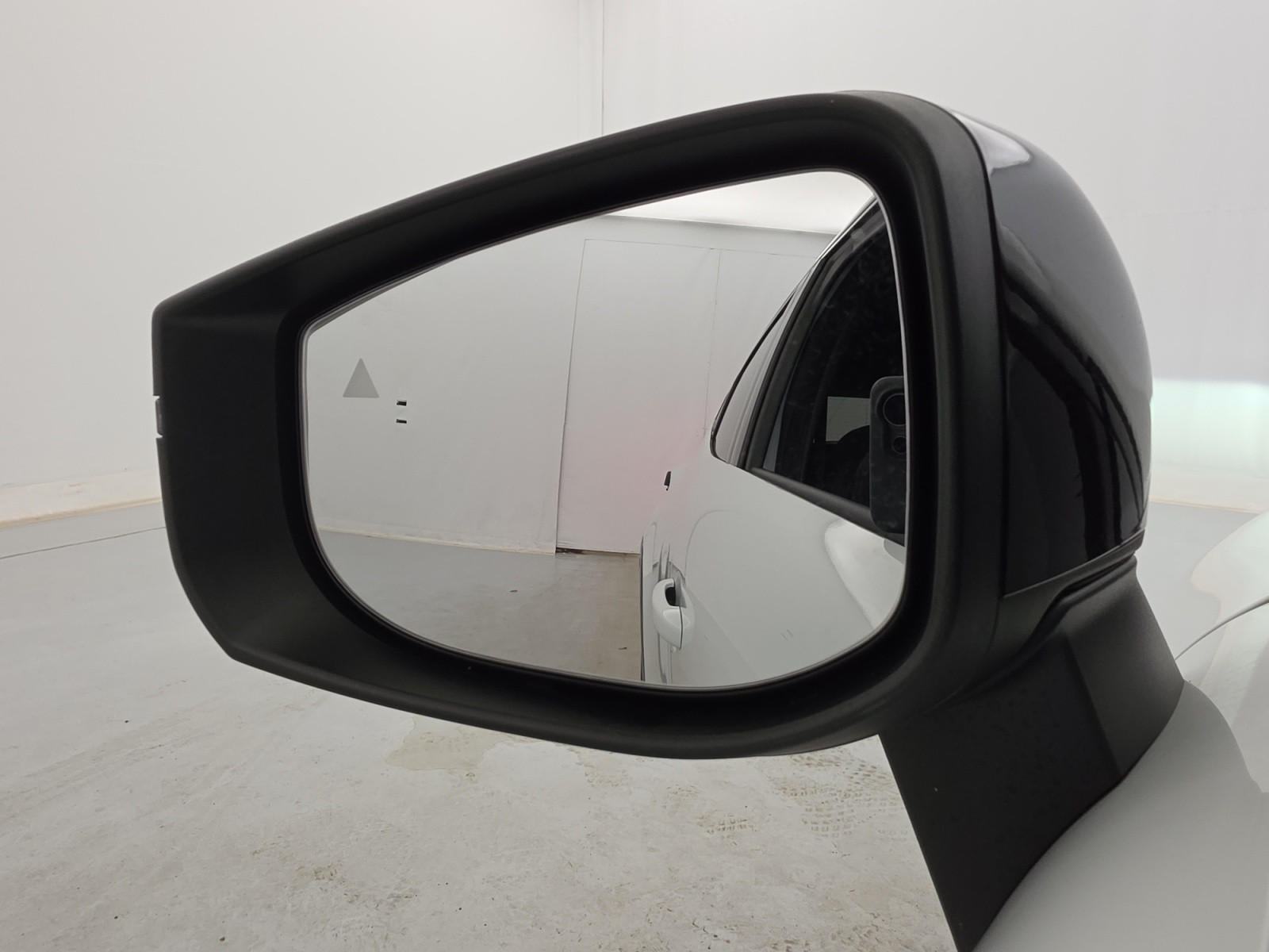 Vente en ligne Renault Clio 6 Clio E-Tech full hybrid 160 ch au prix de 25 900 €