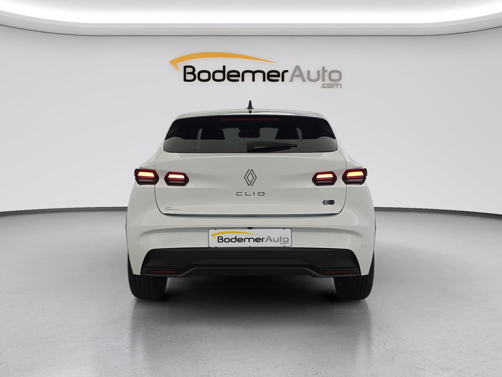 Vente en ligne Renault Clio 6 Clio E-Tech full hybrid 160 ch au prix de 25 900 €